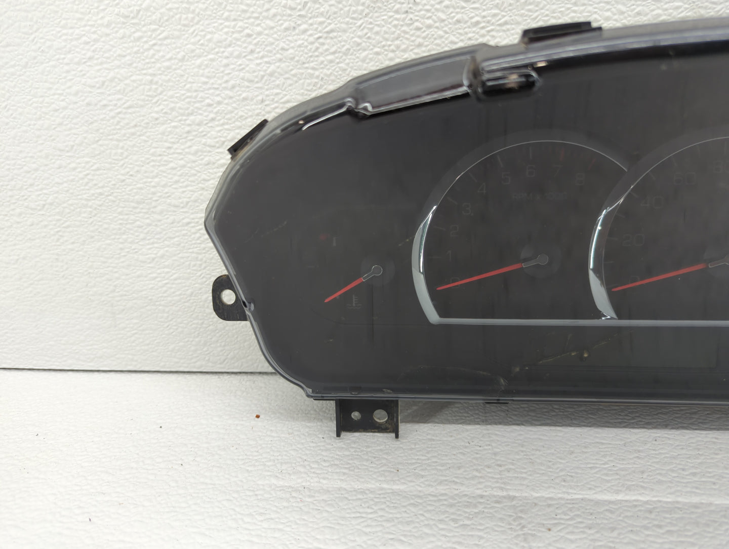 2008-2009 Cadillac Srx Instrument Cluster Speedometer Gauges P/N:25904017, 25961448 Fits Fits 2008 2009 OEM Used Auto Parts 