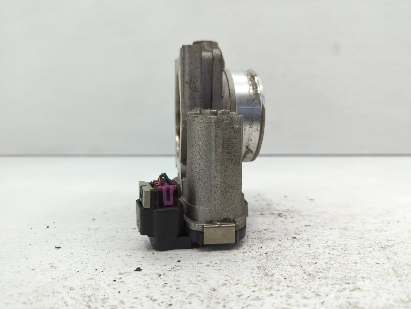 2007-2011 Cadillac Srx Throttle Body Fits Fits 2007 2008 2009 2010 2011 2012 OEM Used Auto Parts - Oemusedautoparts1.com