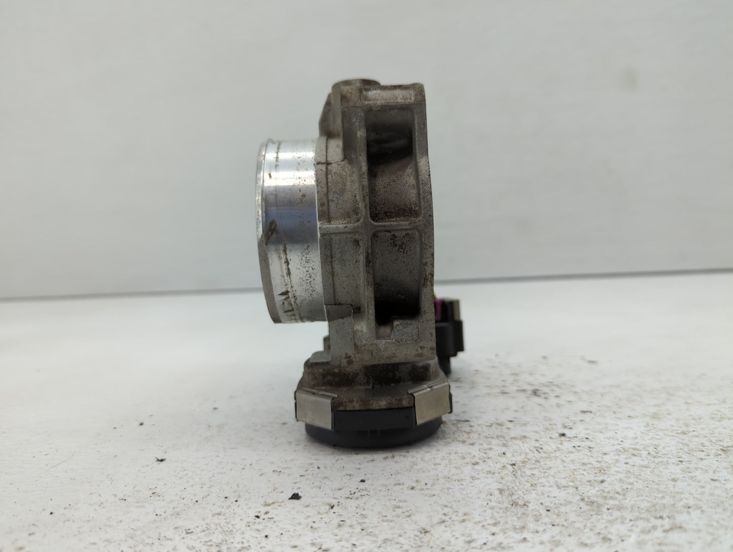 2007-2011 Cadillac Srx Throttle Body Fits Fits 2007 2008 2009 2010 2011 2012 OEM Used Auto Parts - Oemusedautoparts1.com