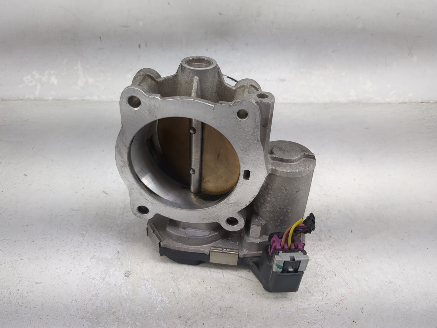2007-2011 Cadillac Srx Throttle Body P/N:100.7.AA.009IA.3807.B Fits Fits 2007 2008 2009 2010 2011 2012 OEM Used Auto Parts -