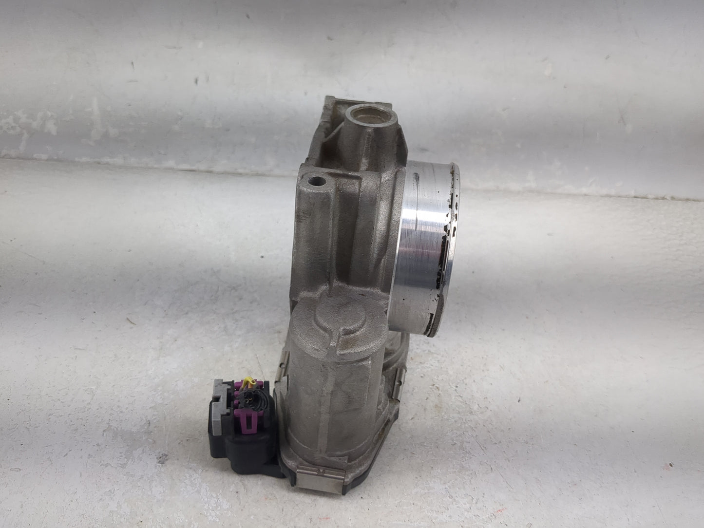 2007-2011 Cadillac Srx Throttle Body P/N:100.7.AA.009IA.3807.B Fits Fits 2007 2008 2009 2010 2011 2012 OEM Used Auto Parts -