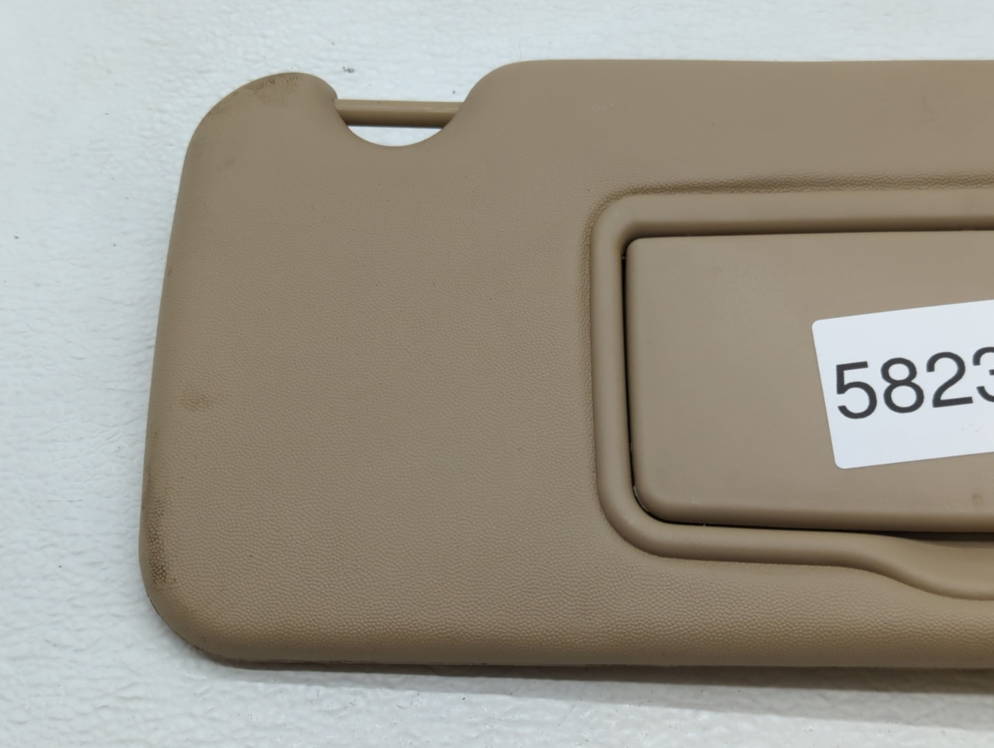 2008 Cadillac Srx Sun Visor Shade Replacement Passenger Right Mirror Fits OEM Used Auto Parts - Oemusedautoparts1.com