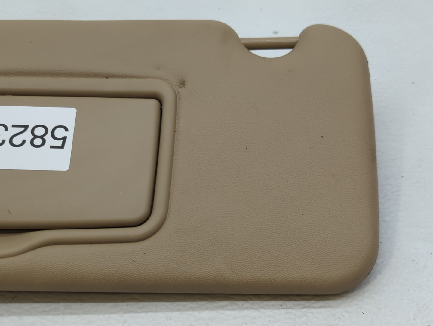 2007-2009 Cadillac Srx Sun Visor Shade Replacement Driver Left Mirror Fits Fits 2007 2008 2009 OEM Used Auto Parts - Oemused