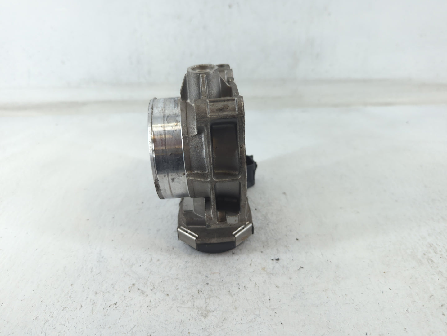 2007-2011 Cadillac Srx Throttle Body P/N:994AA5864C Fits Fits 2007 2008 2009 2010 2011 2012 OEM Used Auto Parts - Oemusedaut