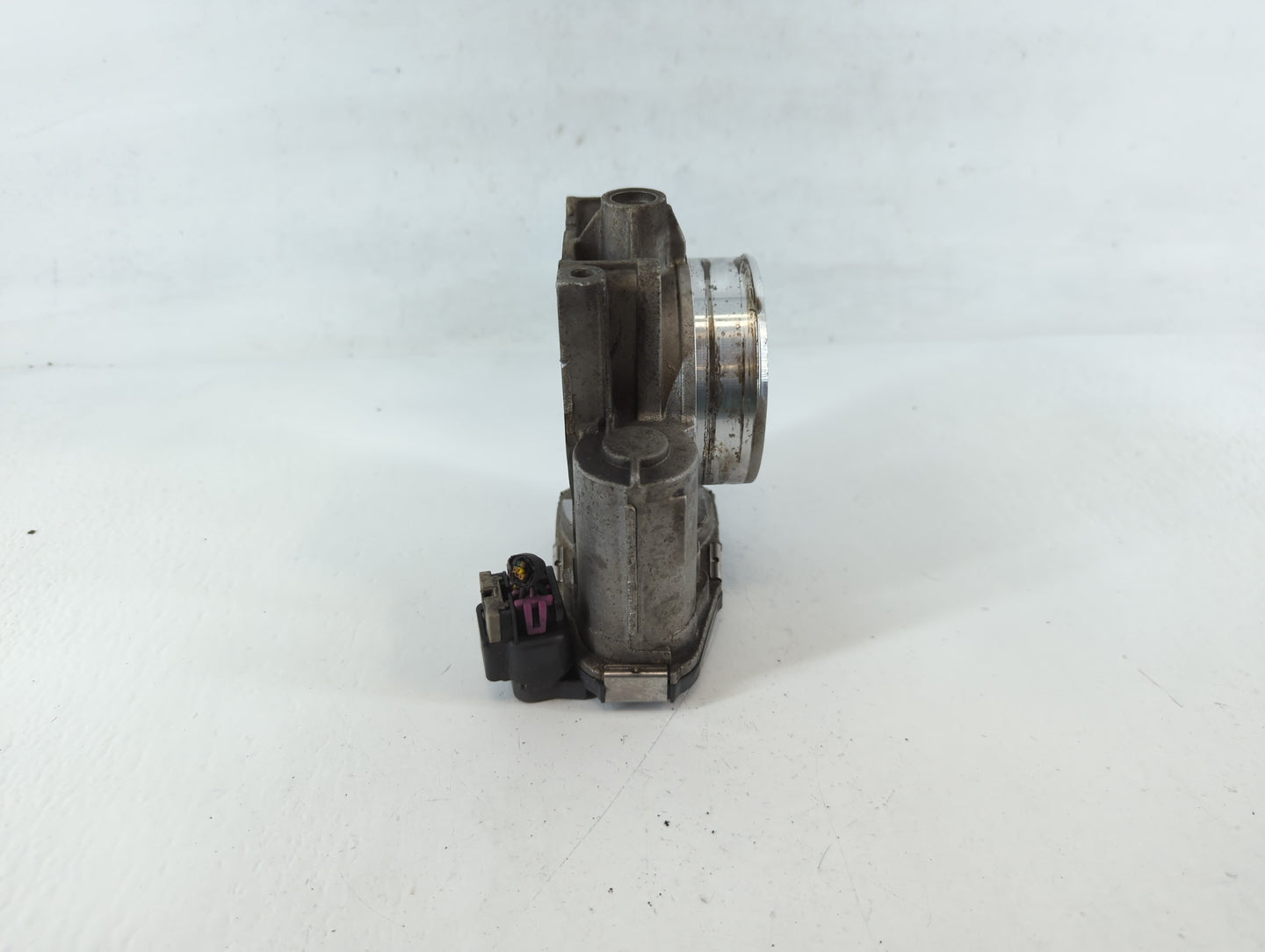 2007-2011 Cadillac Srx Throttle Body P/N:AA994AA7575 Fits Fits 2007 2008 2009 2010 2011 2012 OEM Used Auto Parts - Oemusedau