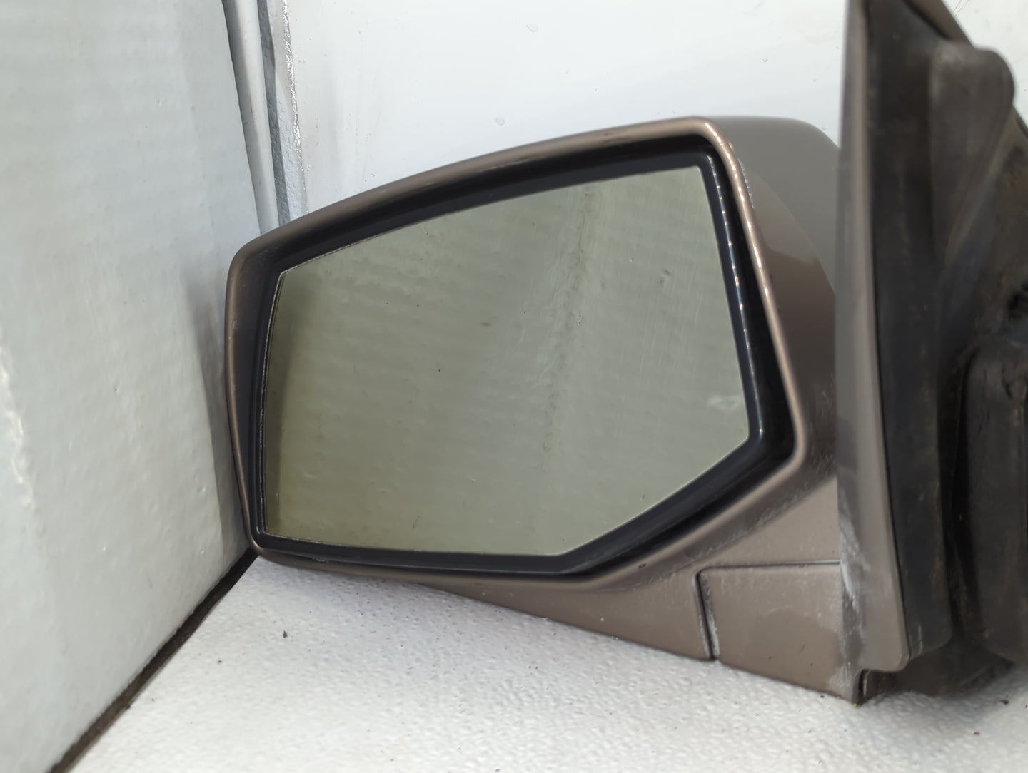 2004-2009 Cadillac Srx Driver Side View Mirror - Left Door Mirror OEM Used - Oemusedautoparts1.com