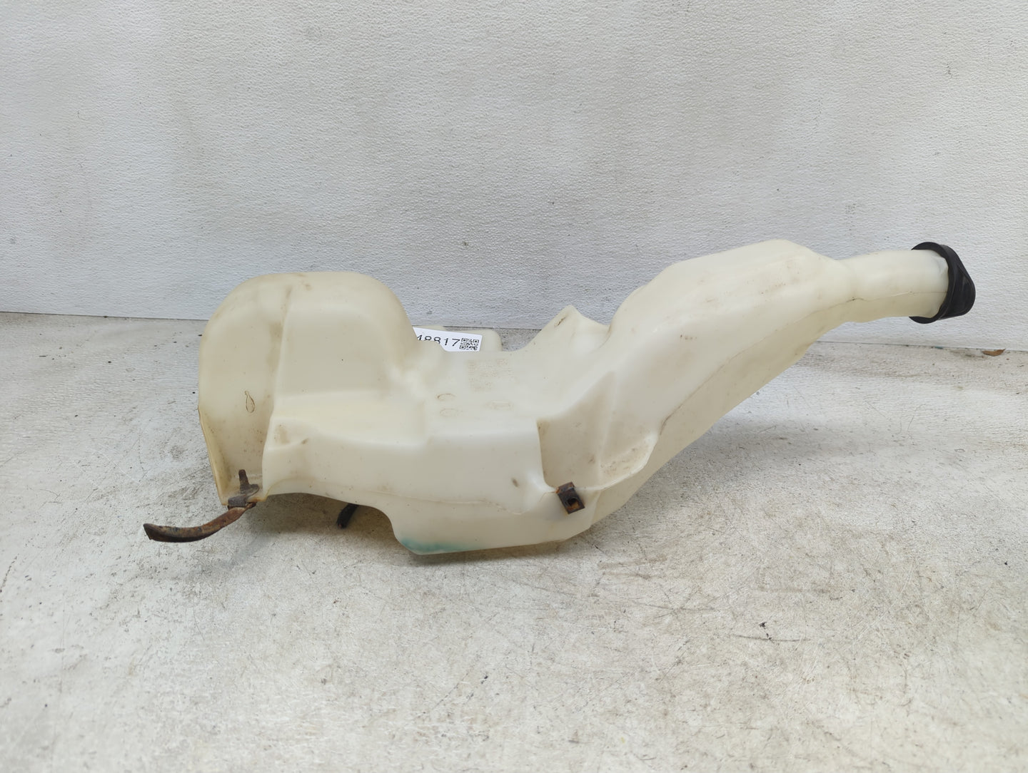 2005-2008 Cadillac Sts Windshield Washer Fluid Reservoir Bottle Oem - Oemusedautoparts1.com