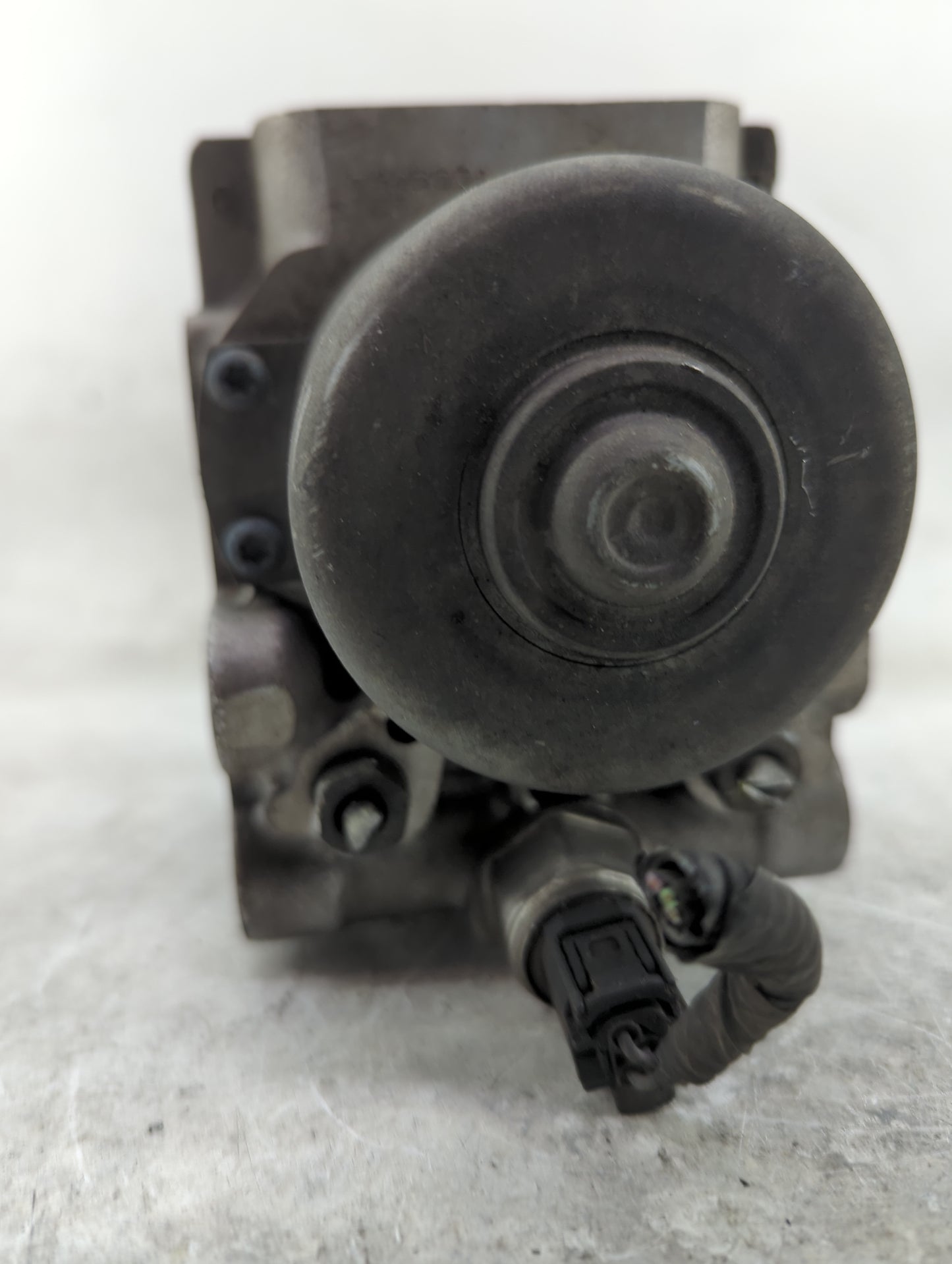 2005-2008 Cadillac Sts ABS Pump Control Module Replacement P/N:15797634 15228617, 15228622 Fits Fits 2005 2006 2007 2008 OEM