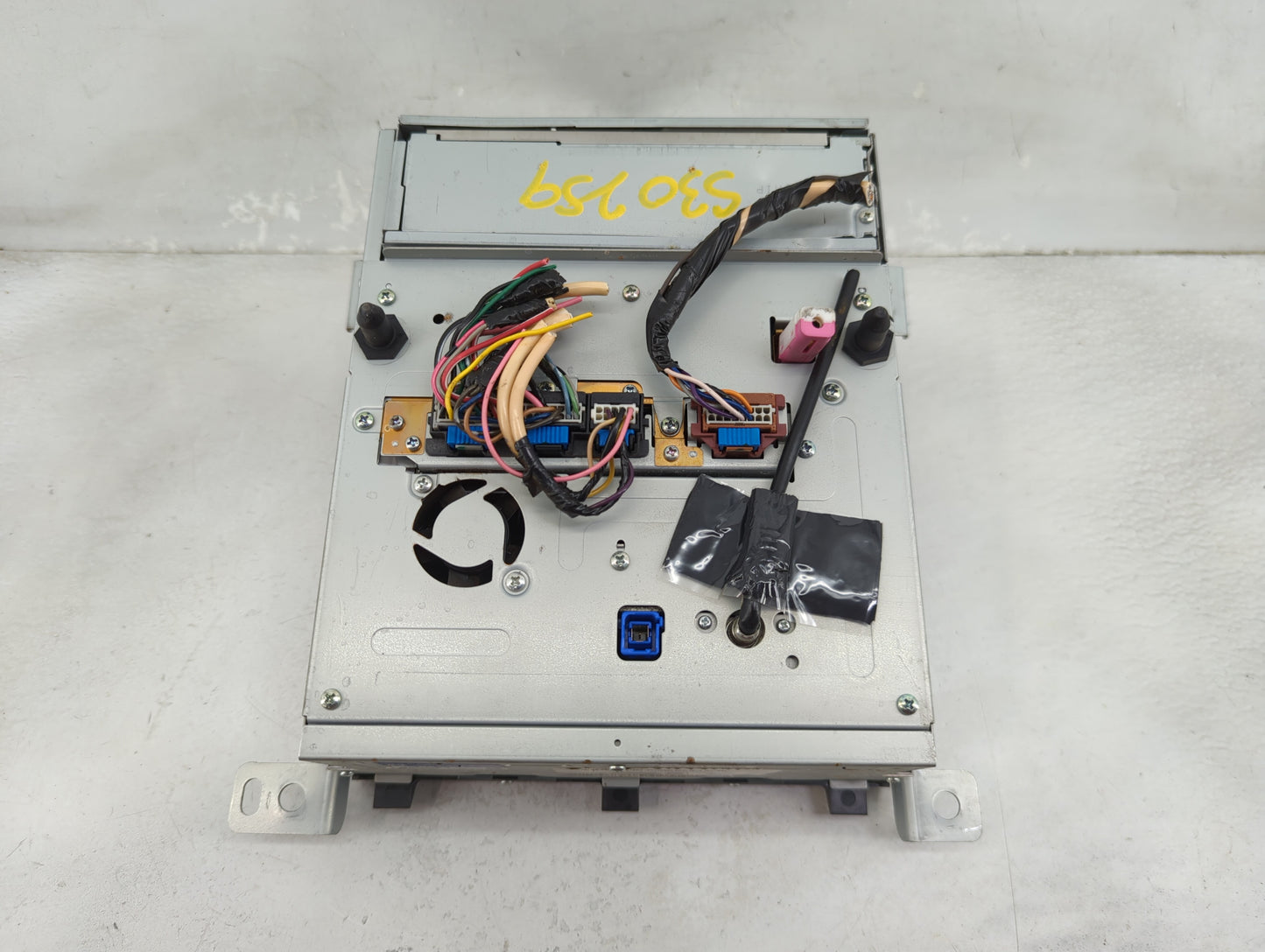 2008 Cadillac Sts Radio AM FM Cd Player Receiver Replacement P/N:25897589 Fits OEM Used Auto Parts - Oemusedautoparts1.com