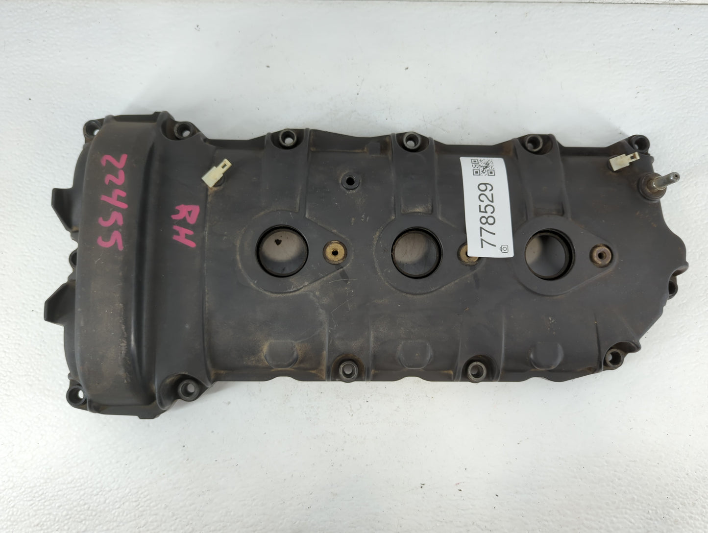 2008 Cadillac Sts Driver Left Cylinder Head Valve Cover P/N:12591202 Fits OEM Used Auto Parts - Oemusedautoparts1.com