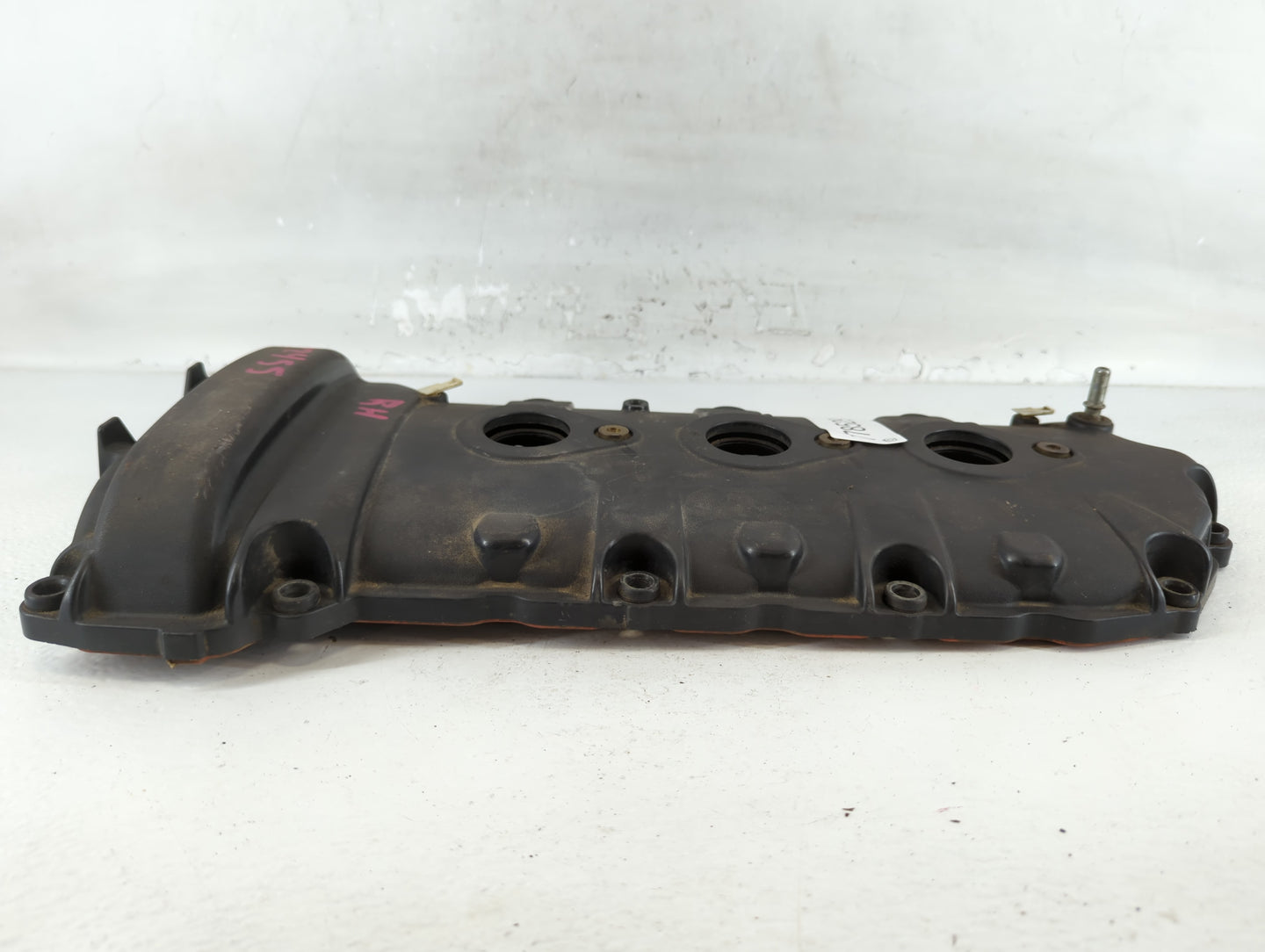 2008 Cadillac Sts Driver Left Cylinder Head Valve Cover P/N:12591202 Fits OEM Used Auto Parts - Oemusedautoparts1.com