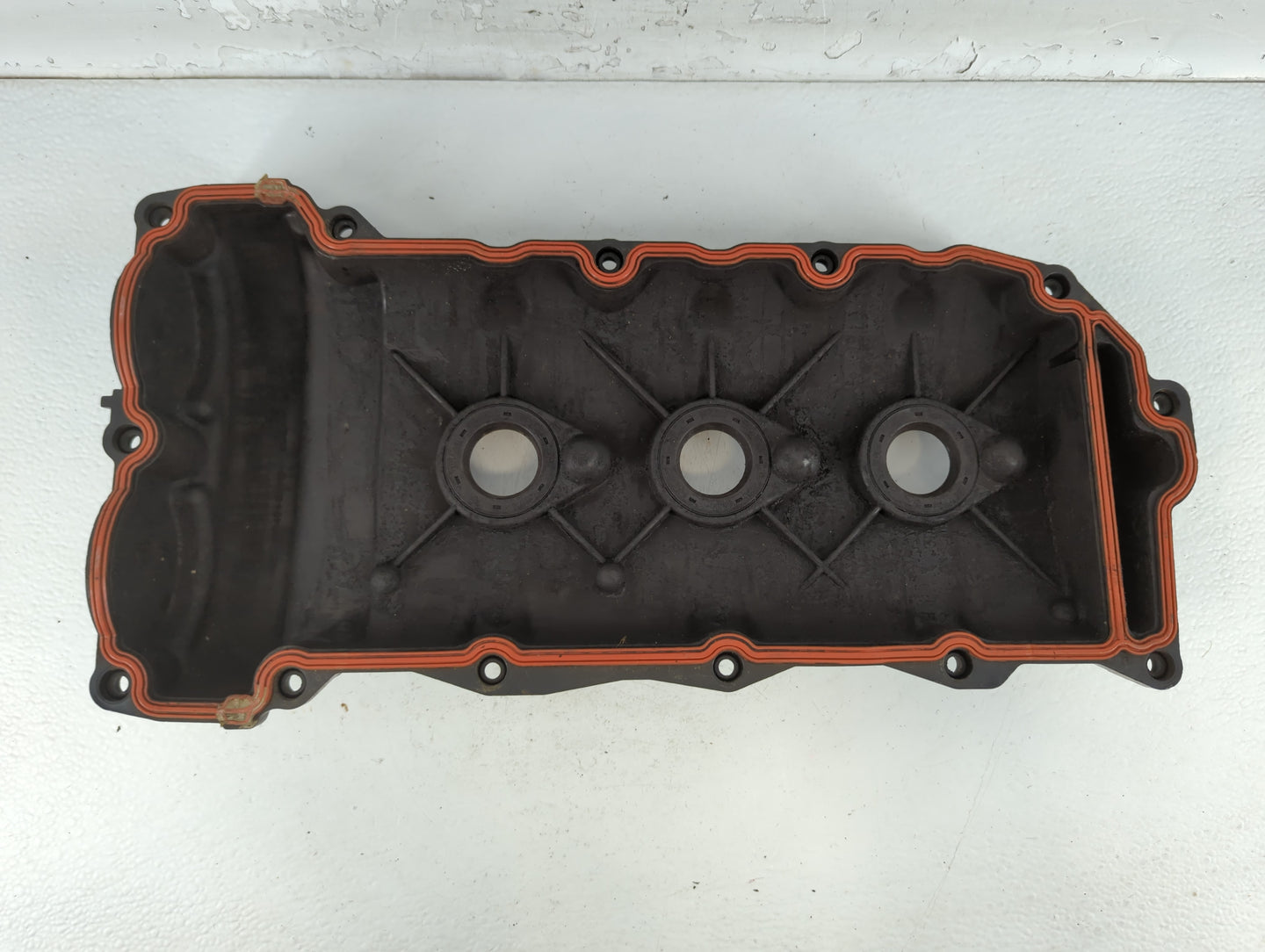 2008 Cadillac Sts Driver Left Cylinder Head Valve Cover P/N:12591202 Fits OEM Used Auto Parts - Oemusedautoparts1.com
