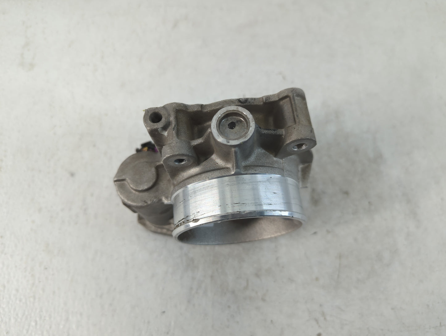 2008-2011 Cadillac Sts Throttle Body P/N:009IA Fits Fits 2007 2008 2009 2010 2011 2012 OEM Used Auto Parts - Oemusedautopart