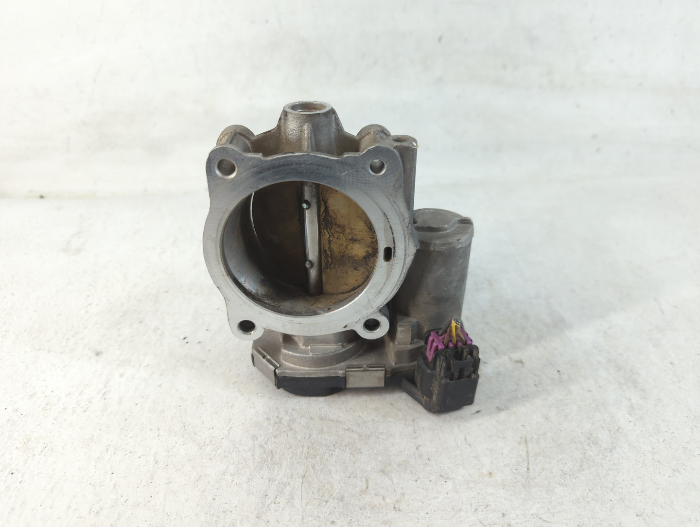 2008-2011 Cadillac Sts Throttle Body P/N:009IA Fits Fits 2007 2008 2009 2010 2011 2012 OEM Used Auto Parts - Oemusedautopart