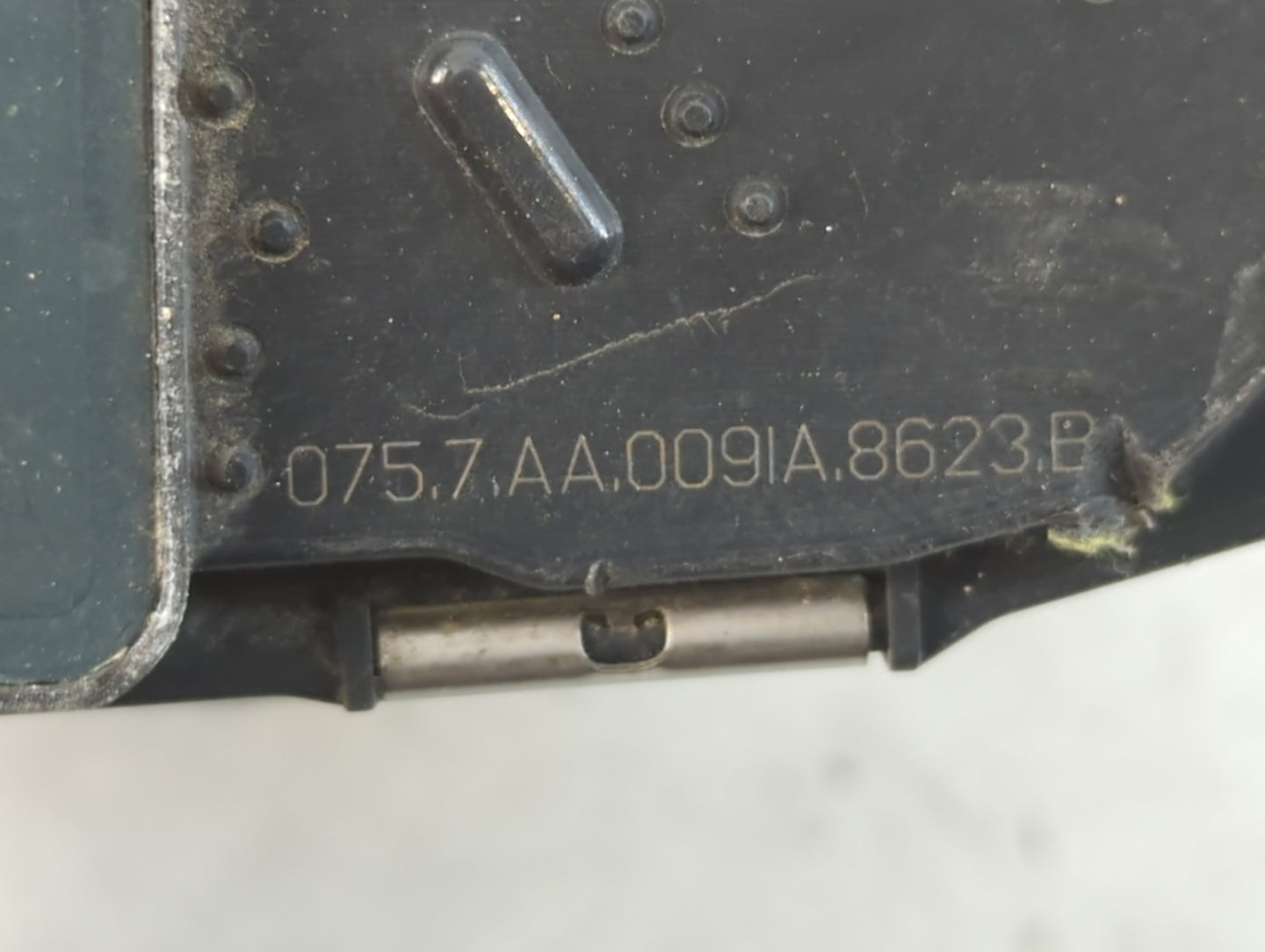 2008-2011 Cadillac Sts Throttle Body P/N:009IA Fits Fits 2007 2008 2009 2010 2011 2012 OEM Used Auto Parts - Oemusedautopart