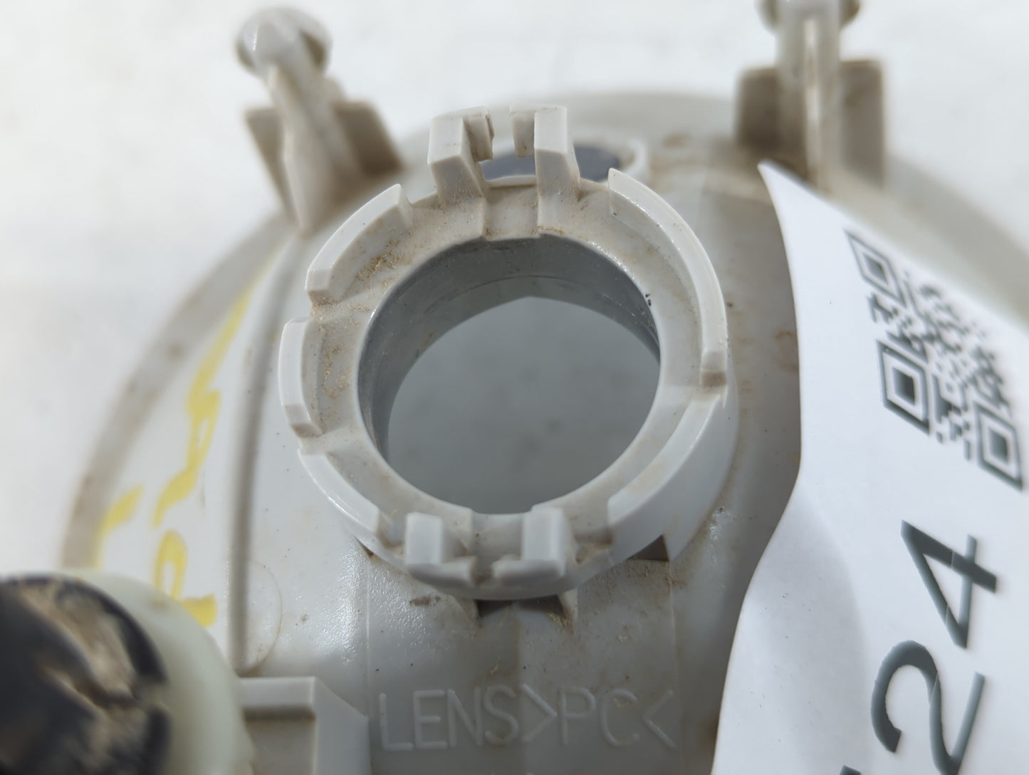 2007-2013 Chevrolet Avalanche Driver Left Oem Front Light Lamp - Oemusedautoparts1.com