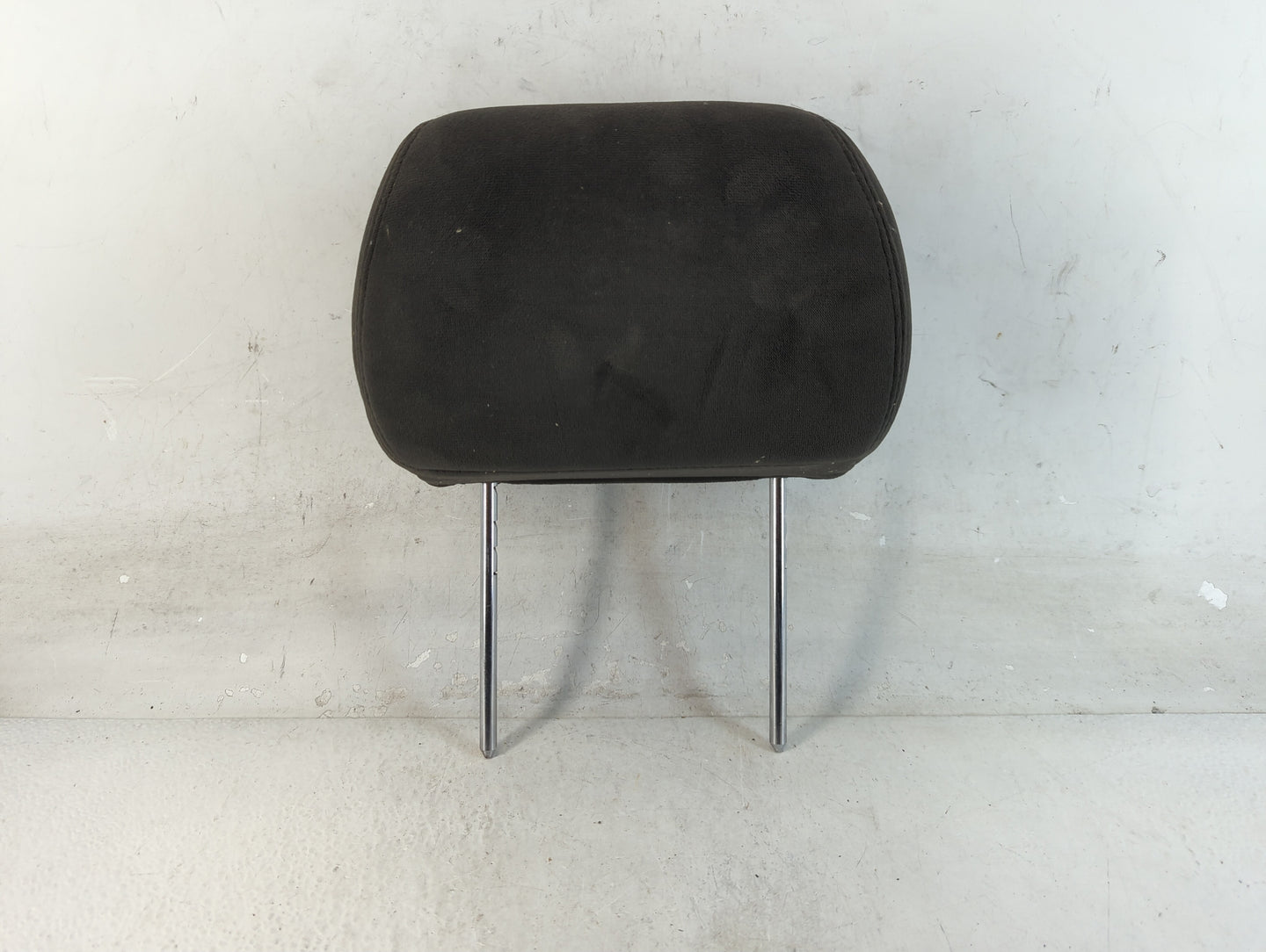 2008 Chevrolet Avalanche Headrest Head Rest Front Driver Passenger Seat Fits OEM Used Auto Parts - Oemusedautoparts1.com
