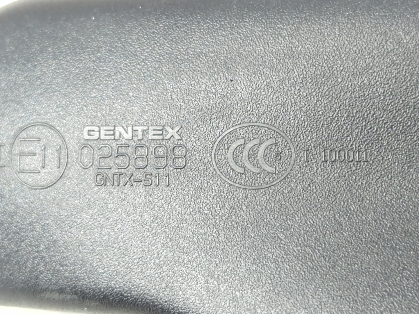 2008 Chevrolet Avalanche Interior Rear View Mirror Replacement OEM P/N:GNTX-511 E11 025898 Fits OEM Used Auto Parts - Oemuse