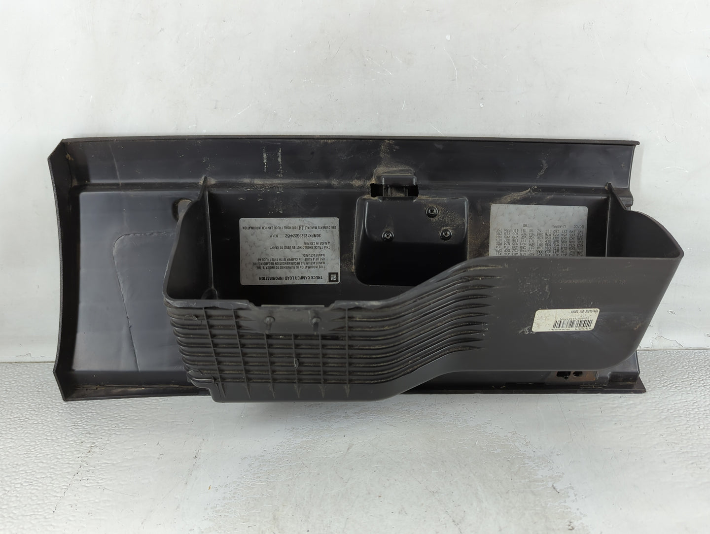 2008 Chevrolet Avalanche Passenger Glove Box Door Storage Compartment - Oemusedautoparts1.com