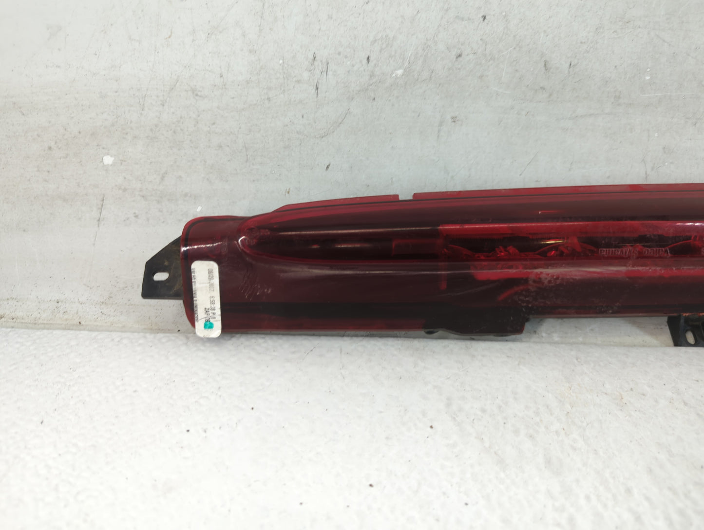 2008 Chevrolet Avalanche Third Brake Light Tail Light Fits OEM Used Auto Parts - Oemusedautoparts1.com