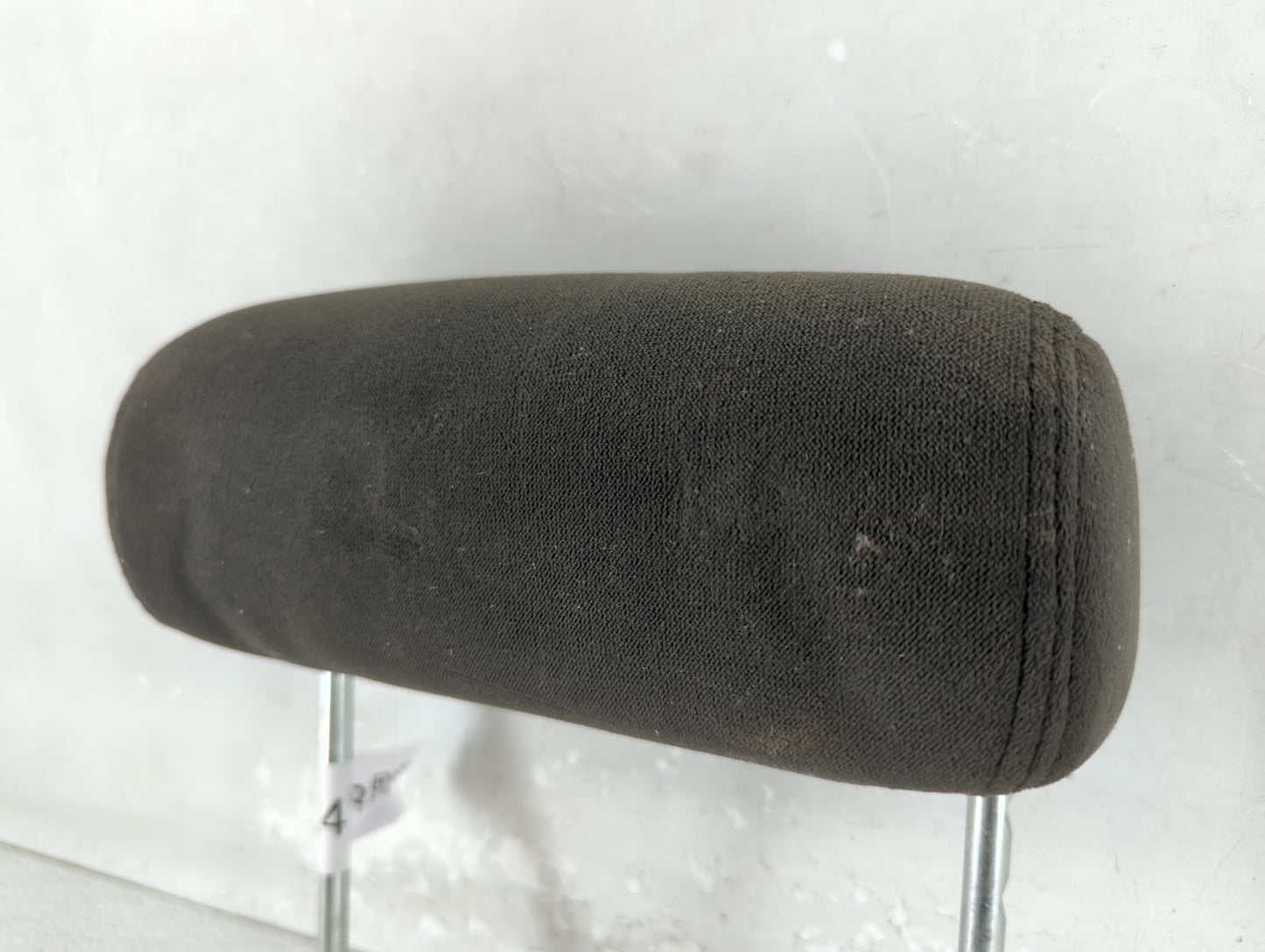 2008 Chevrolet Avalanche 1500 Headrest Head Rest Rear Seat Fits OEM Used Auto Parts - Oemusedautoparts1.com