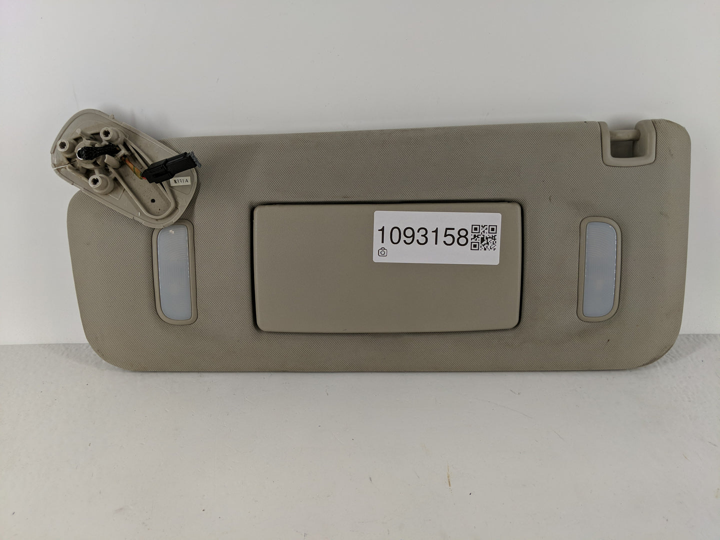 2008 Chevrolet Avalanche 1500 Sun Visor Shade Replacement Driver Left Mirror Fits Fits 2007 2009 2010 2011 2012 2013 2014 OE