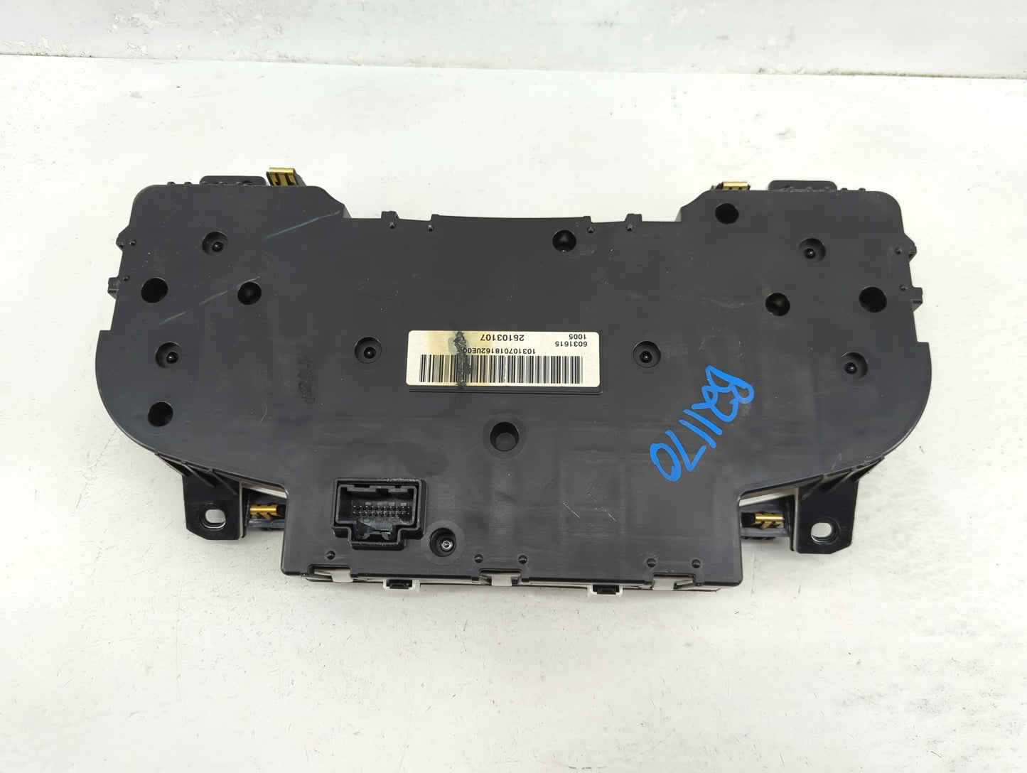 2008 Chevrolet Avalanche 1500 Instrument Cluster Speedometer Gauges P/N:28103107 Fits Fits 2007 2009 OEM Used Auto Parts - O