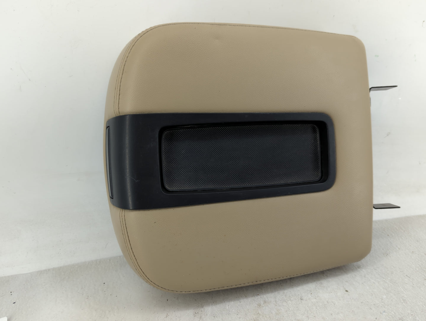 2008 Chevrolet Avalanche 1500 Center Console Armrest Cover Lid Fits OEM Used Auto Parts - Oemusedautoparts1.com
