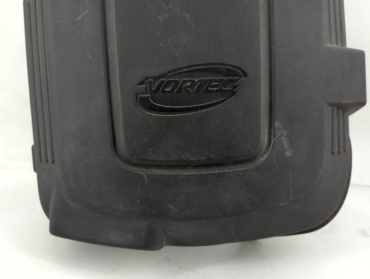 2008 Chevrolet Avalanche 1500 Engine Cover - Oemusedautoparts1.com
