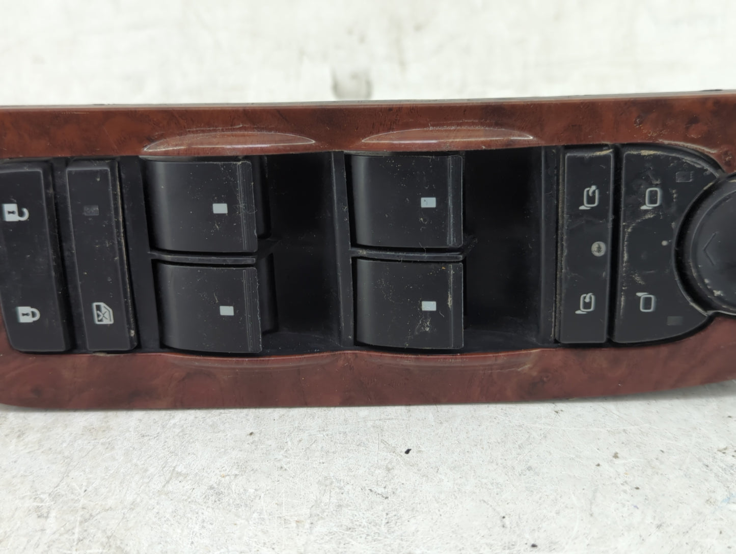 2008 Chevrolet Avalanche 1500 Master Power Window Switch Replacement Driver Side Left P/N:15906881 Fits OEM Used Auto Parts 