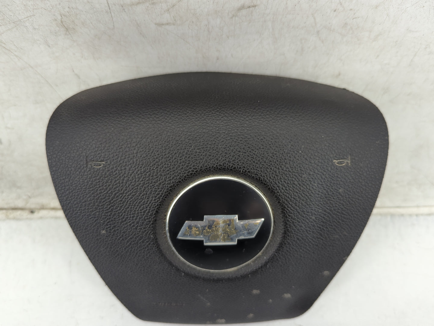 2008 Chevrolet Avalanche 1500 Air Bag Driver Left Steering Wheel Mounted Fits OEM Used Auto Parts - Oemusedautoparts1.com