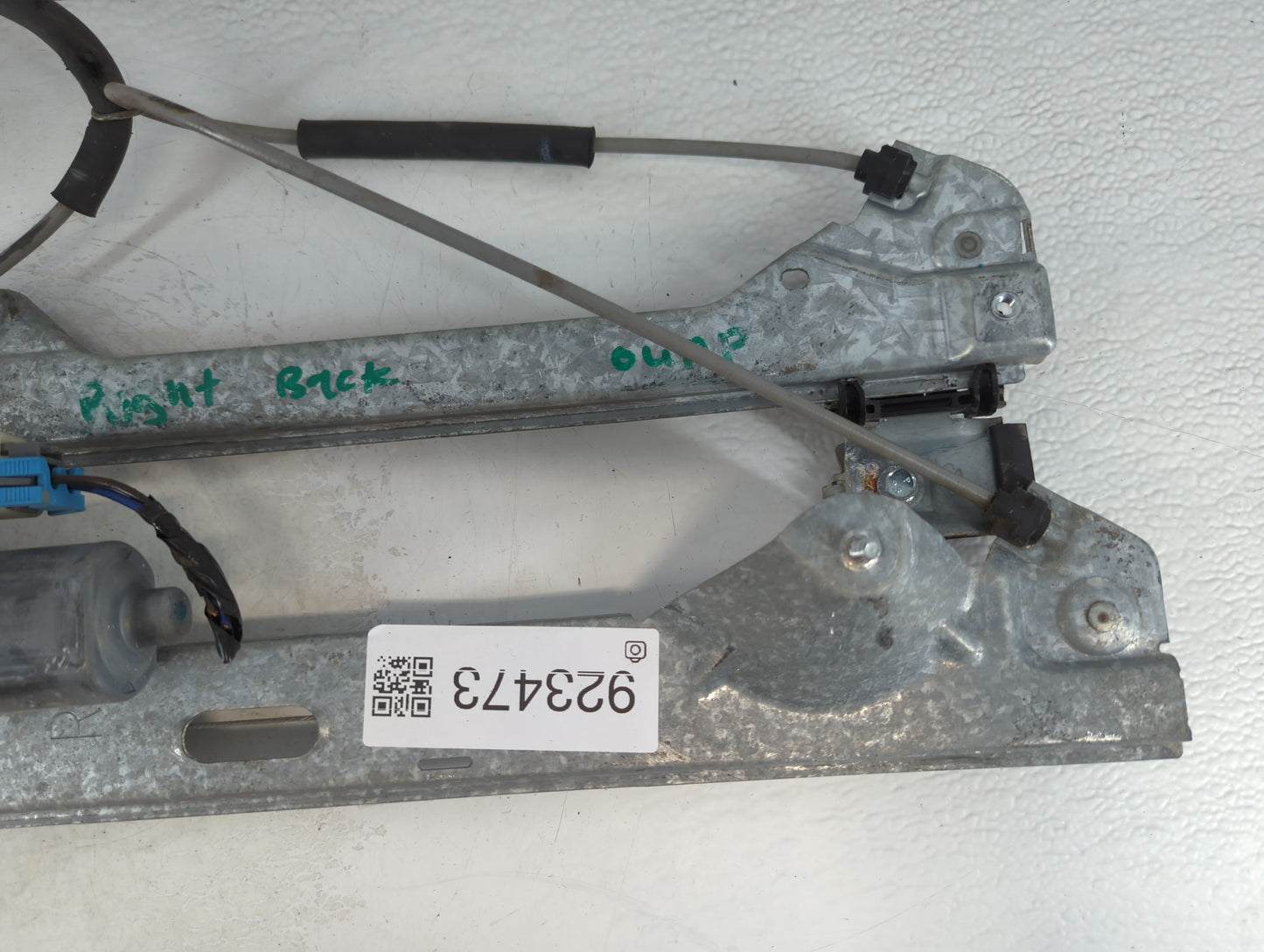 Chevrolet Avalanche 1500 Passenger Rear Right Power Window Motor - Oemusedautoparts1.com