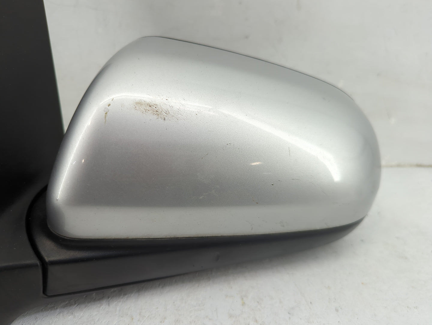 2007-2011 Chevrolet Aveo Driver Side View Mirror - Left Door Mirror OEM Used - Oemusedautoparts1.com