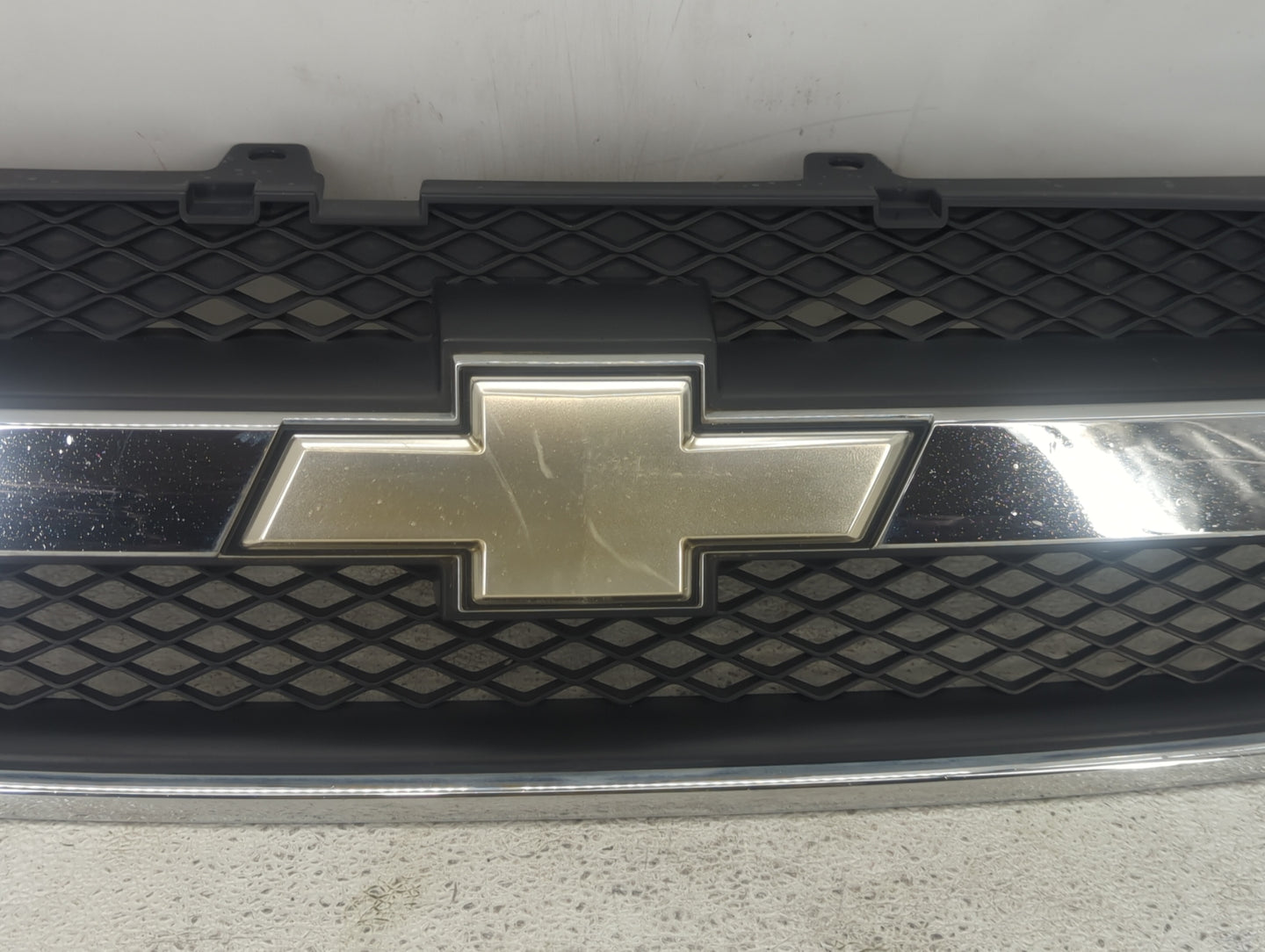 2007-2011 Chevrolet Aveo Front Grille Bumper Not Included - Oemusedautoparts1.com