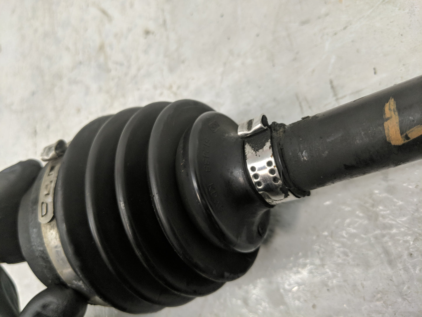 2004-2011 Chevrolet Aveo Axle Shaft Front Driver Cv C/v - Oemusedautoparts1.com
