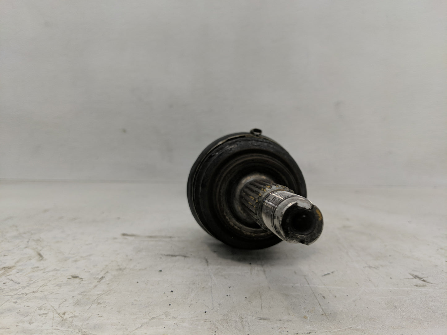 2004-2011 Chevrolet Aveo Axle Shaft Front Driver Cv C/v - Oemusedautoparts1.com