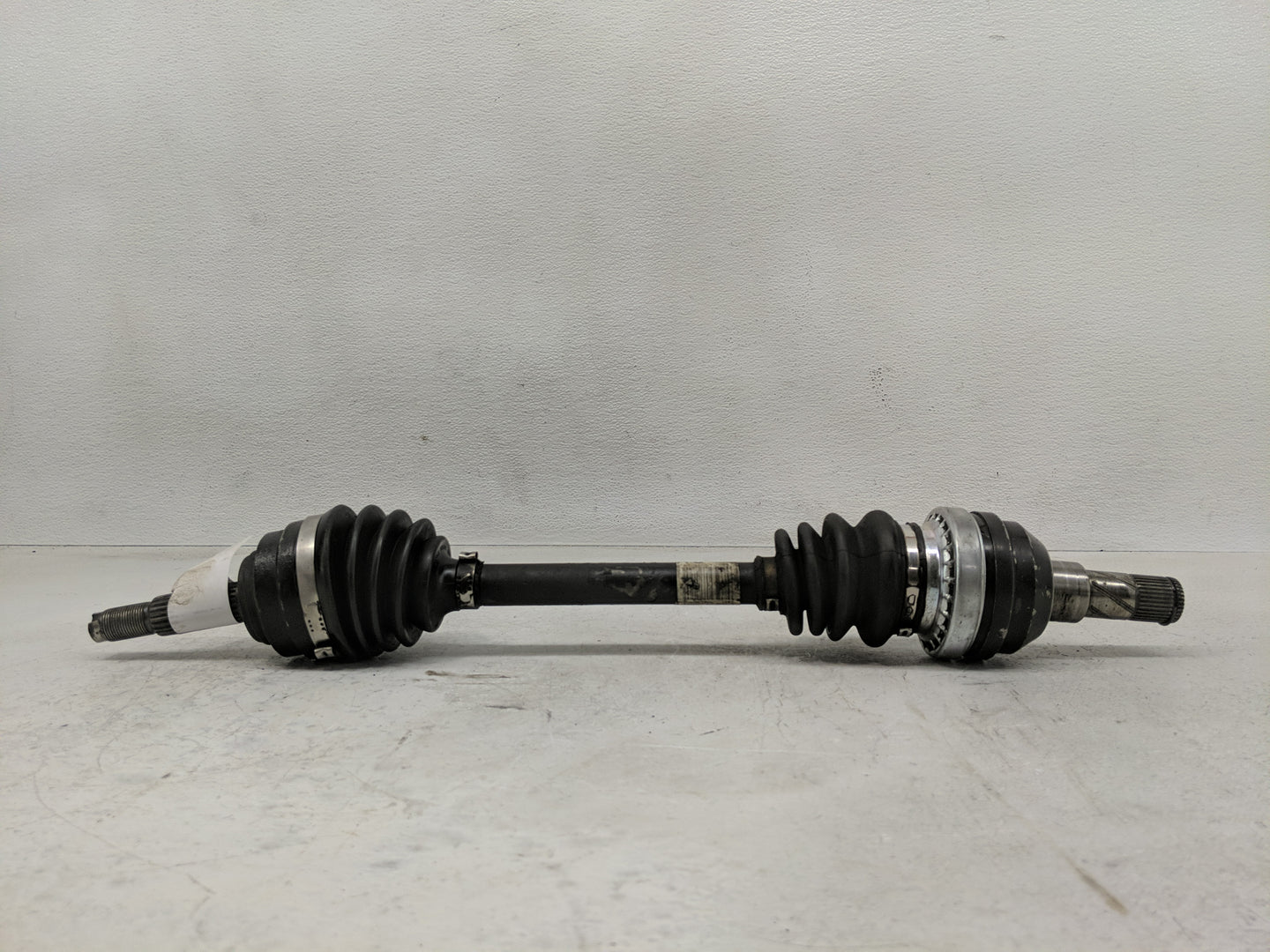 2004-2011 Chevrolet Aveo Axle Shaft Front Driver Cv C/v - Oemusedautoparts1.com