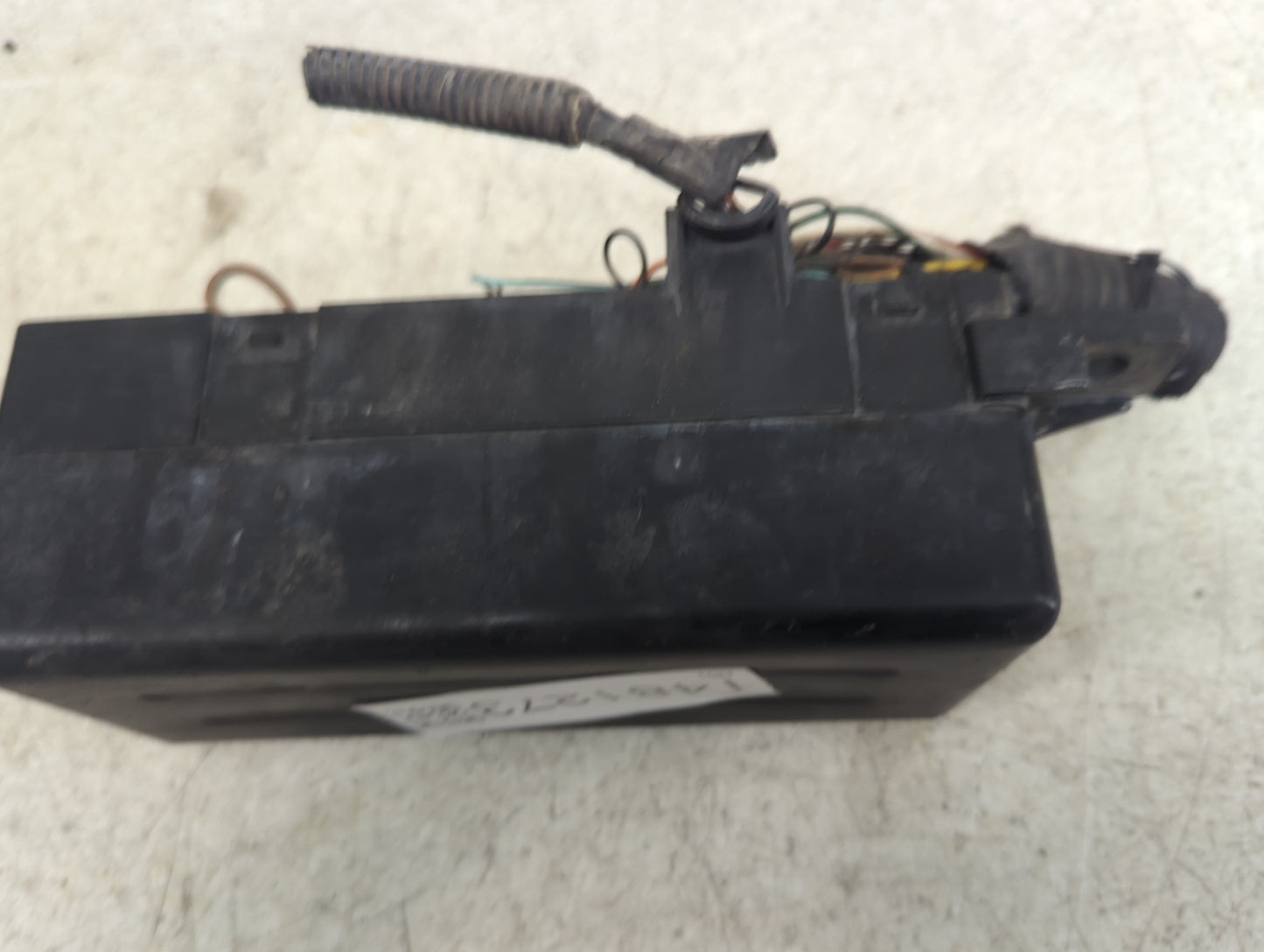 2008 Chevrolet Aveo Fusebox Fuse Box Panel Relay Module P/N:96190187 96190189, 96190196 Fits OEM Used Auto Parts - Oemusedau