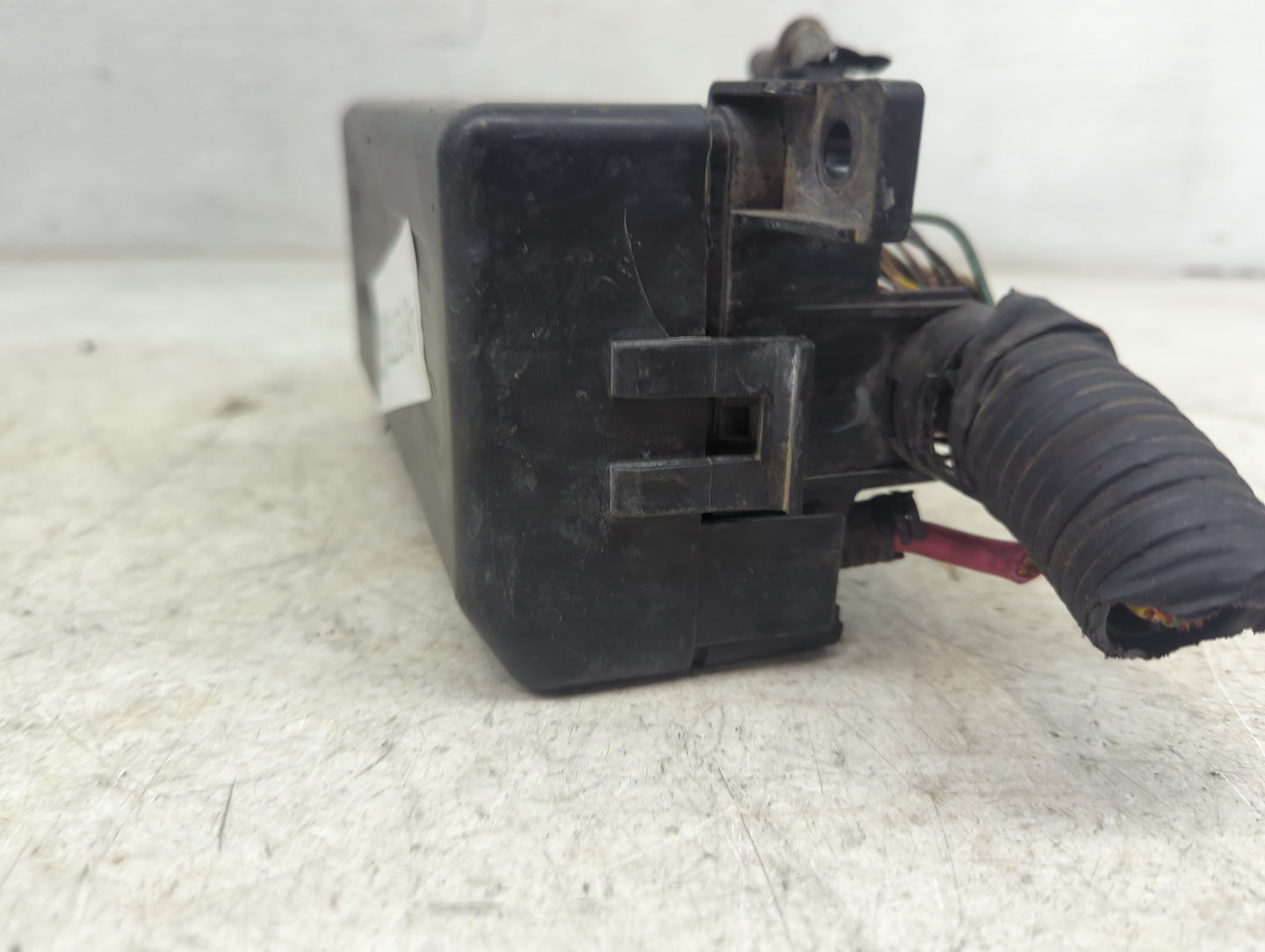 2008 Chevrolet Aveo Fusebox Fuse Box Panel Relay Module P/N:96190187 96190189, 96190196 Fits OEM Used Auto Parts - Oemusedau