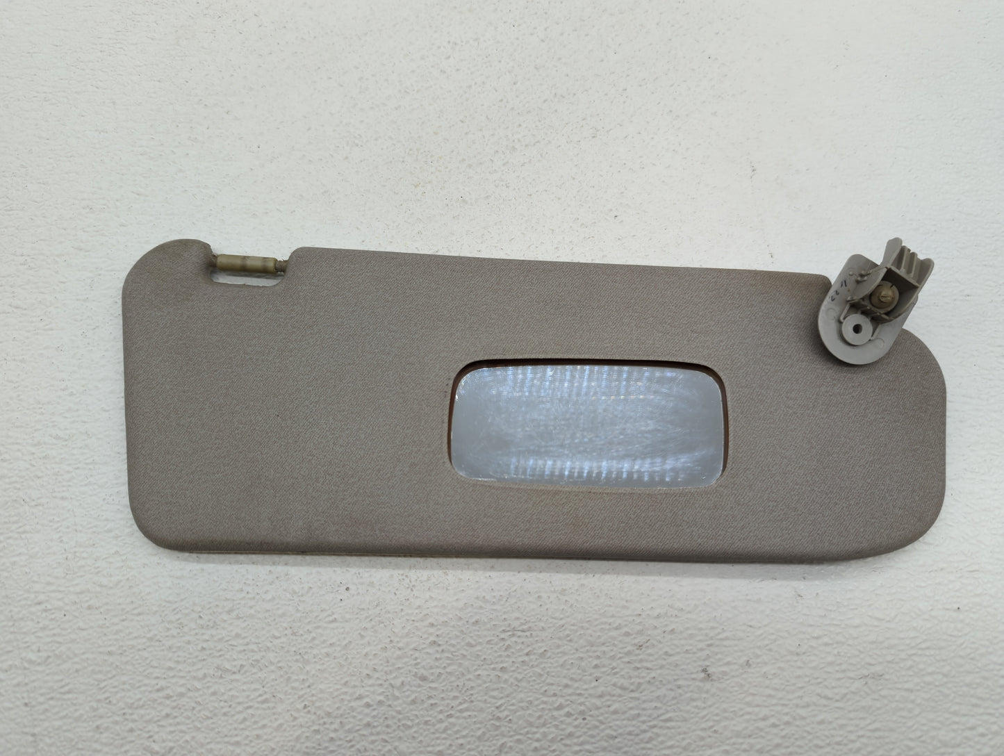 2006-2011 Chevrolet Aveo Sun Visor Shade Replacement Passenger Right Mirror Fits Fits 2005 2006 2007 2008 2009 2010 2011 OEM