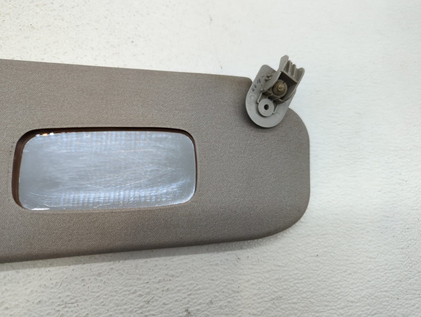 2006-2011 Chevrolet Aveo Sun Visor Shade Replacement Passenger Right Mirror Fits Fits 2005 2006 2007 2008 2009 2010 2011 OEM