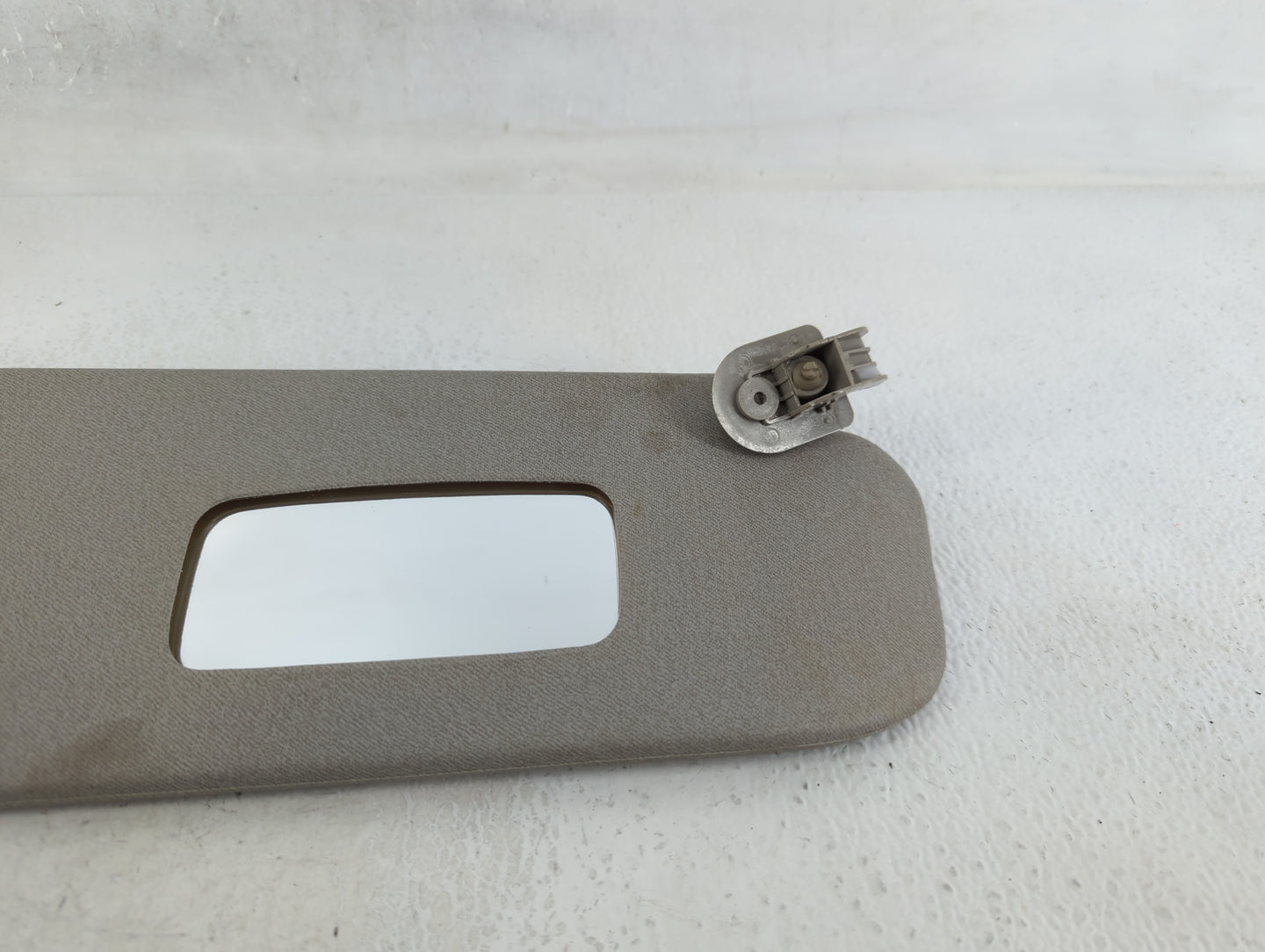 2006-2011 Chevrolet Aveo Sun Visor Shade Replacement Passenger Right Mirror Fits Fits 2005 2006 2007 2008 2009 2010 2011 OEM