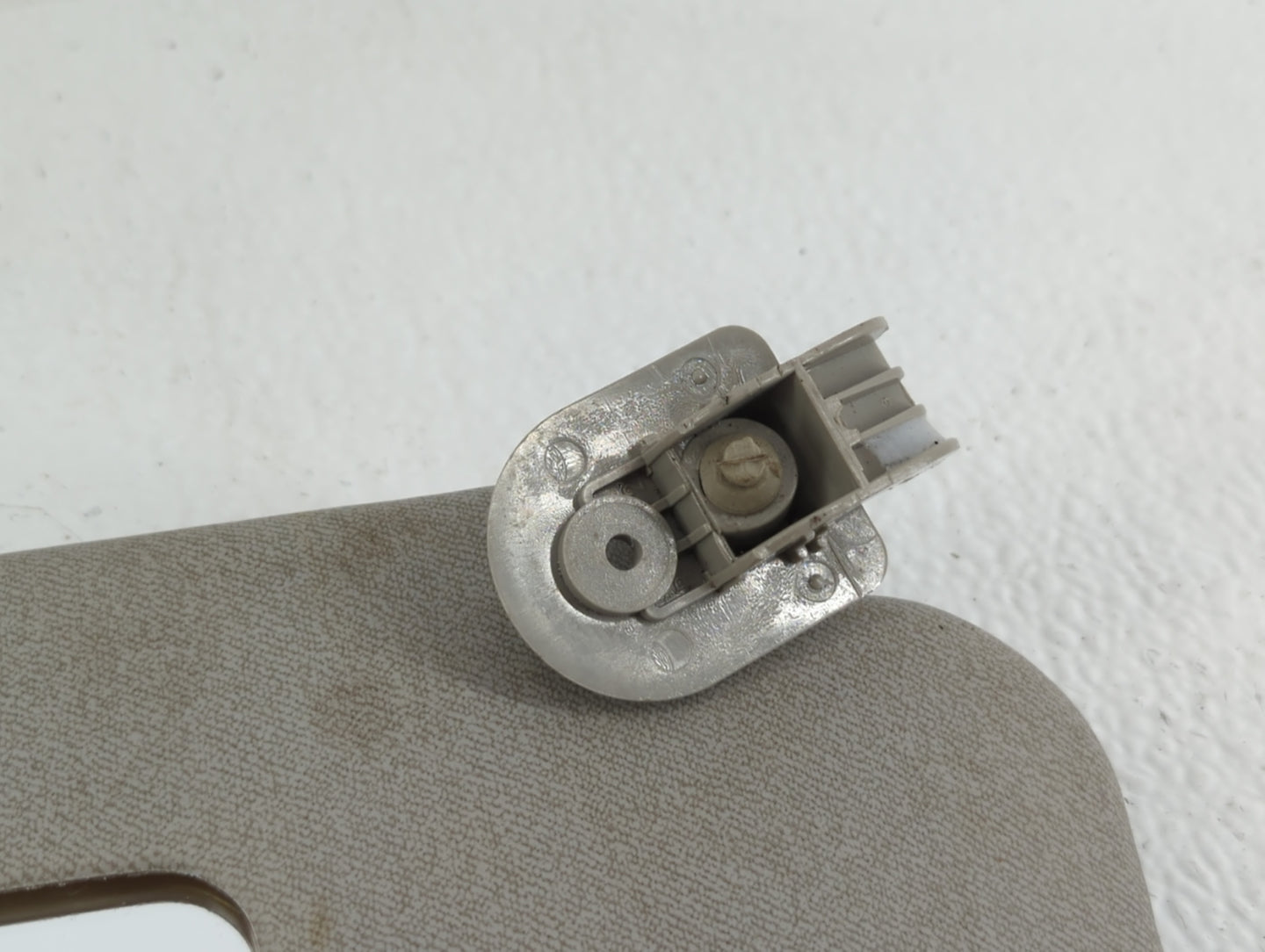 2006-2011 Chevrolet Aveo Sun Visor Shade Replacement Passenger Right Mirror Fits Fits 2005 2006 2007 2008 2009 2010 2011 OEM