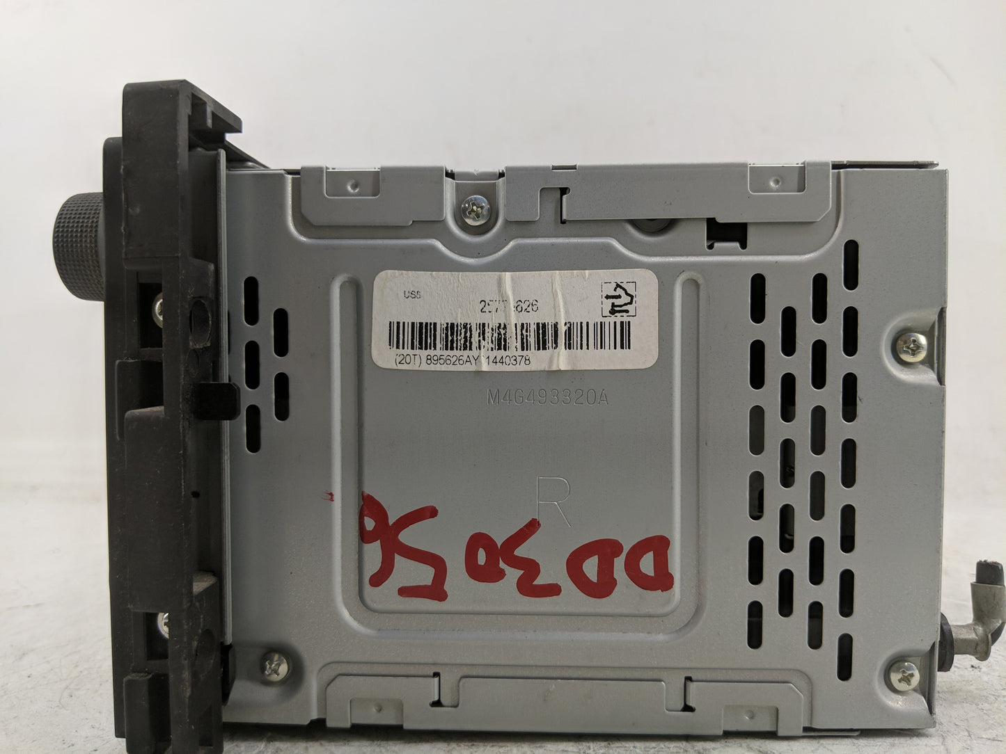 2008 Chevrolet Cobalt Radio AM FM Cd Player Receiver Replacement Fits OEM Used Auto Parts - Oemusedautoparts1.com