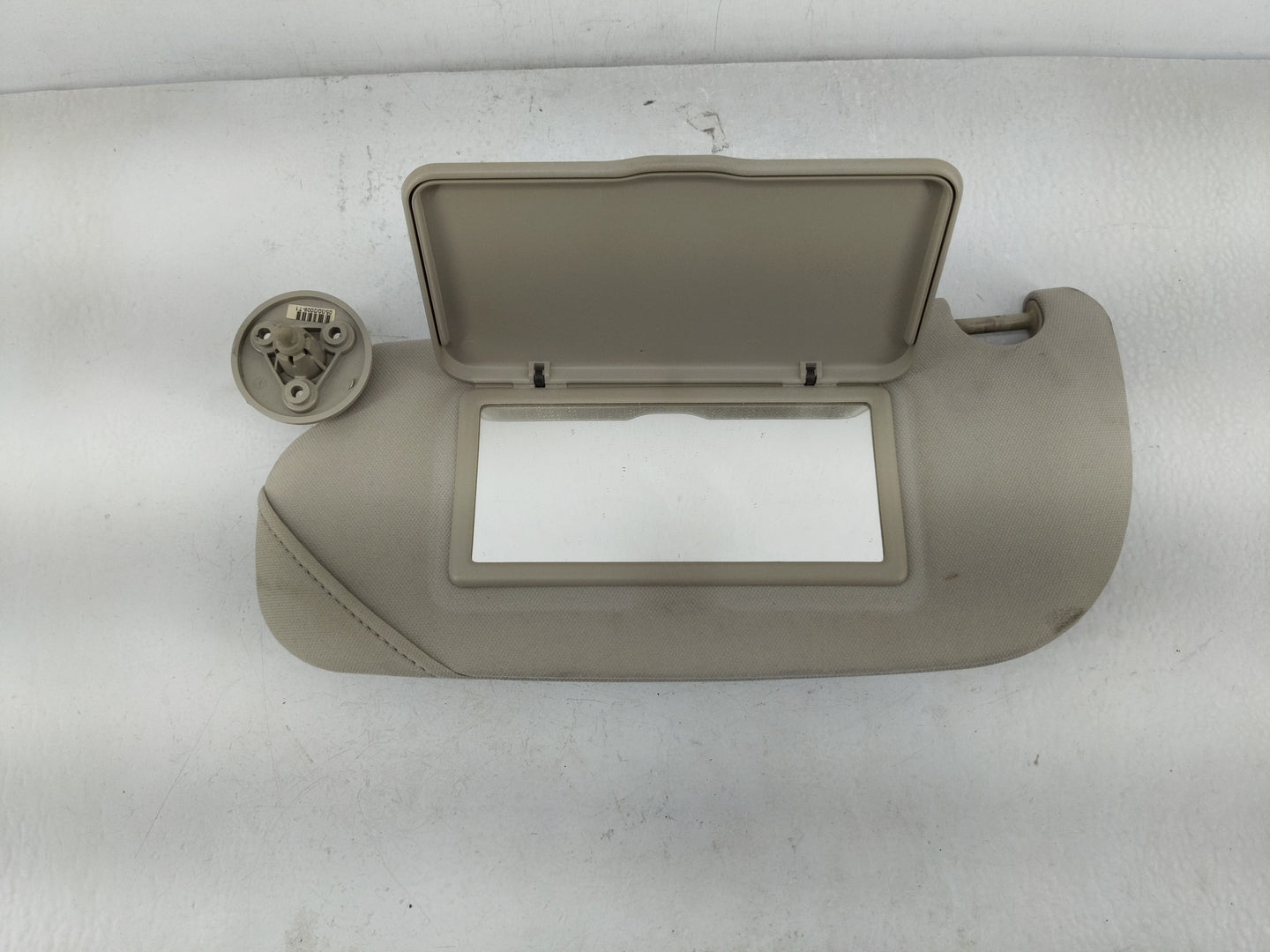 2008 Chevrolet Cobalt Sun Visor Shade Replacement Driver Left Mirror Fits OEM Used Auto Parts - Oemusedautoparts1.com