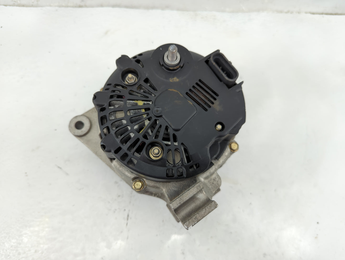 2008-2010 Chevrolet Cobalt Alternator Replacement Generator Charging Assembly Engine OEM Fits Fits 2008 2009 2010 2011 2012 