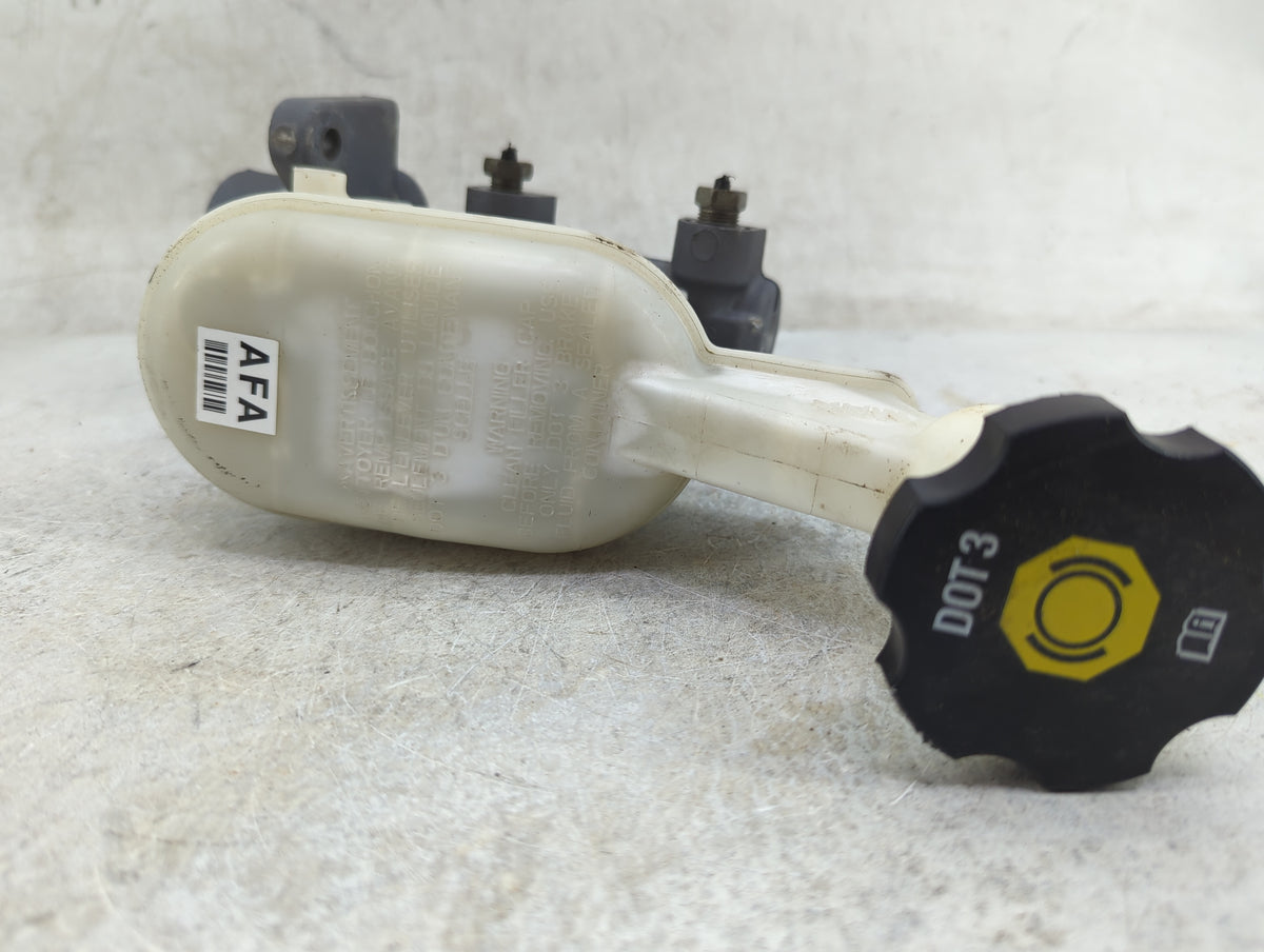 2005-2008 Chevrolet Cobalt Brake Master Cylinder 1263264 - Oemusedautoparts1.com