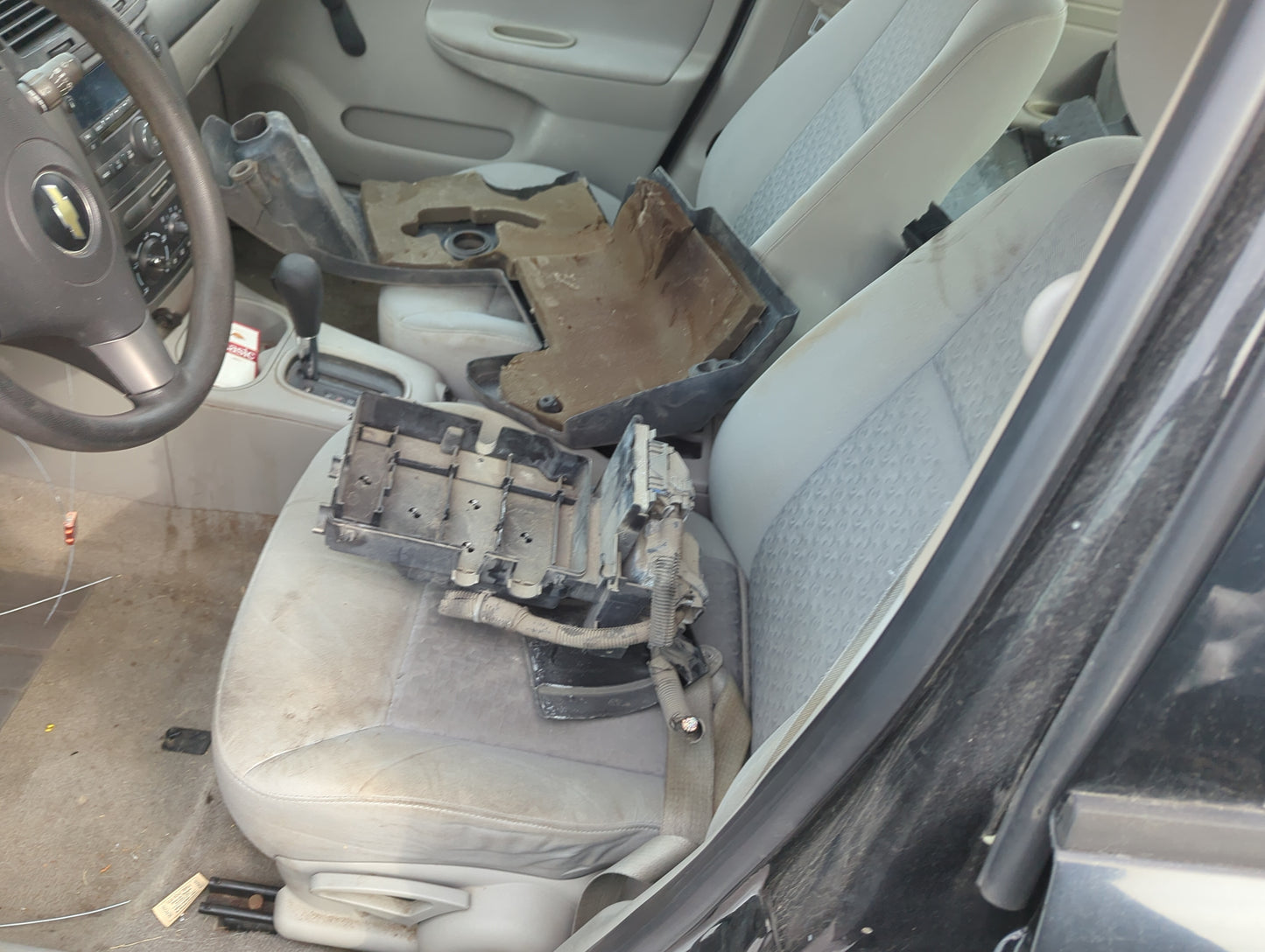 2006-2010 Chevrolet Cobalt Driver Front Seat Oem 1263295 - Oemusedautoparts1.com
