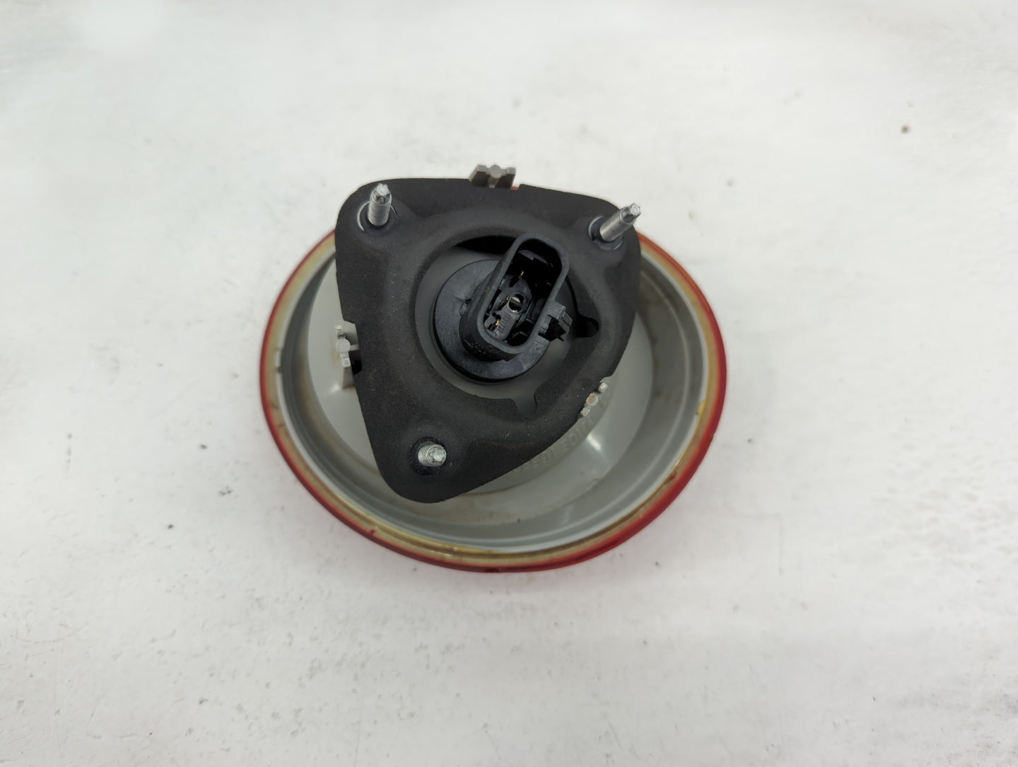 2005-2010 Chevrolet Cobalt Tail Light Assembly Passenger Right OEM P/N:15797856 Fits Fits 2005 2006 2007 2008 2009 2010 OEM 