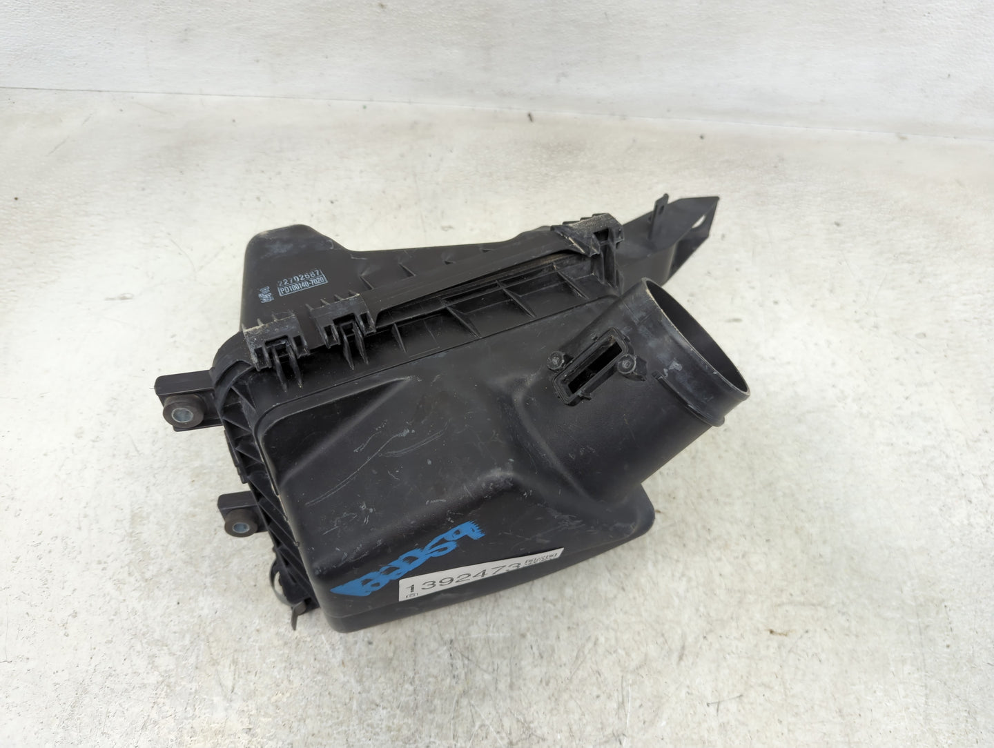 2005-2008 Chevrolet Cobalt Air Cleaner Intake-duct Hose Tube - Oemusedautoparts1.com